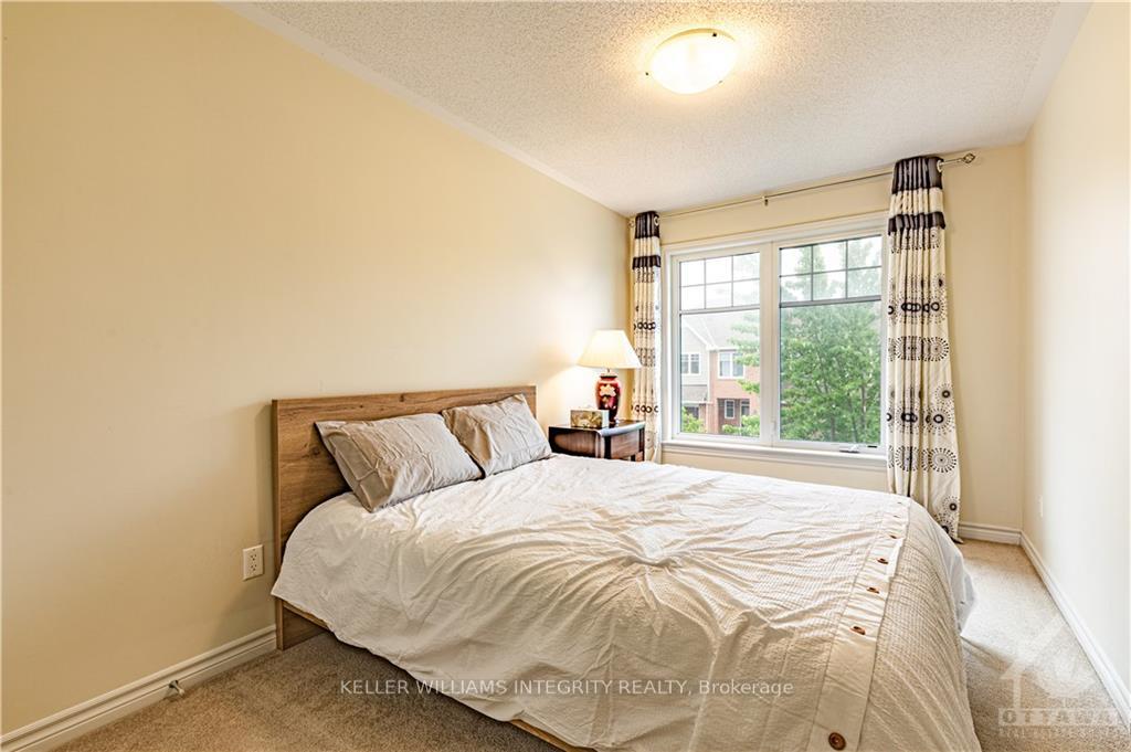 Photo 16 of 919 Bunchberry Way, Ottawa, Blossom Park/Kemp Park/Findlay Creek — HOMEH
