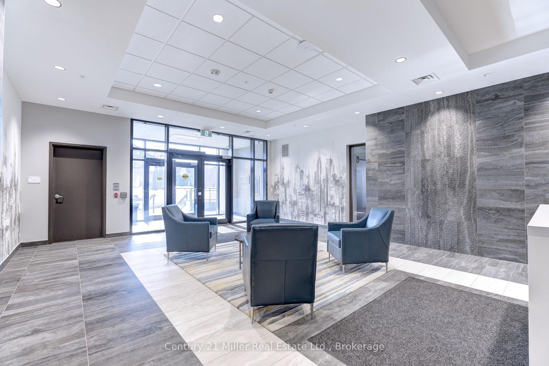 Photo 4 of Unit 706, 30 Hamilton Street S, Hamilton, Waterdown — HOMEH