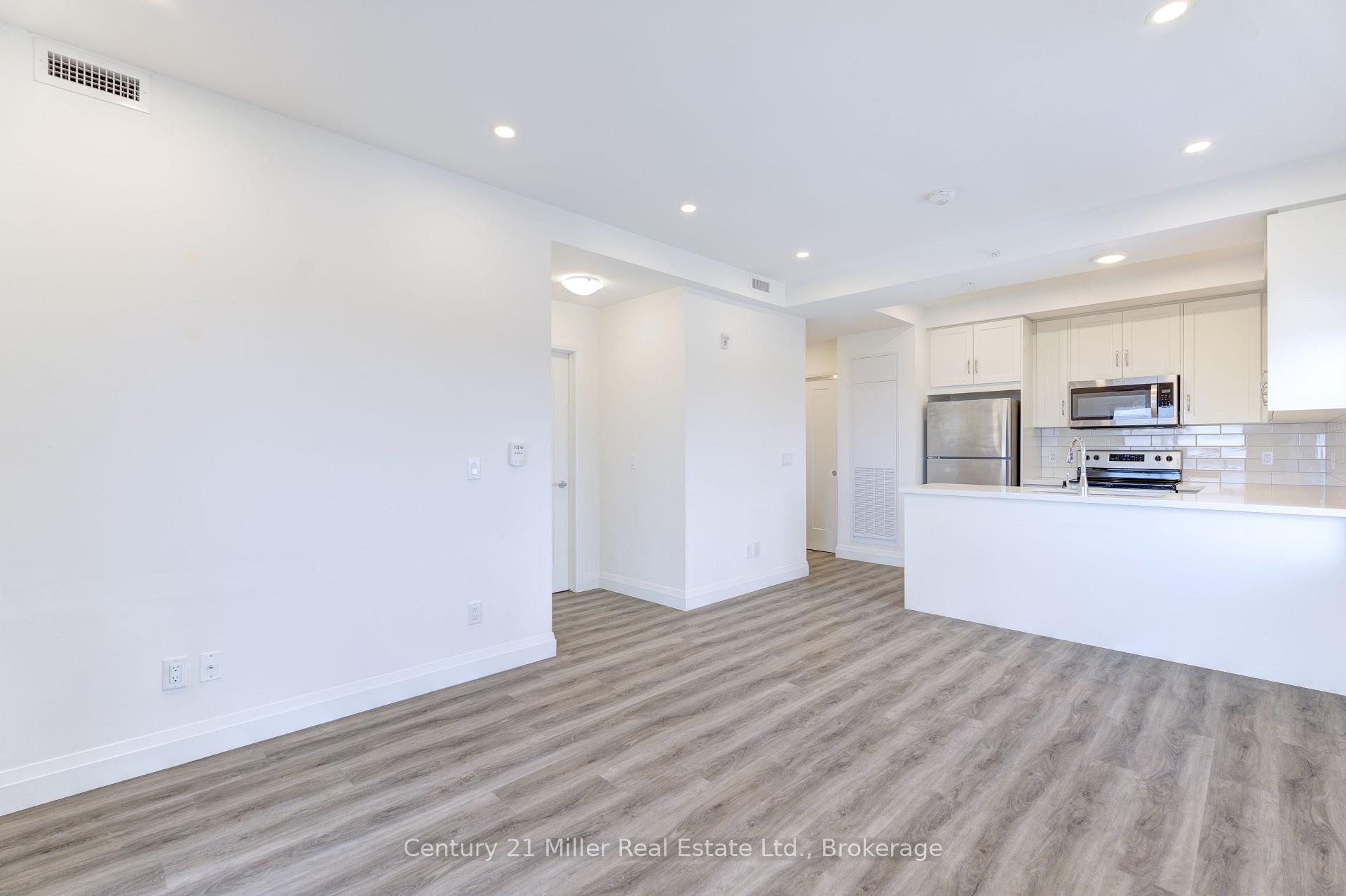 Photo 30 of Unit 706, 30 Hamilton Street S, Hamilton, Waterdown — HOMEH