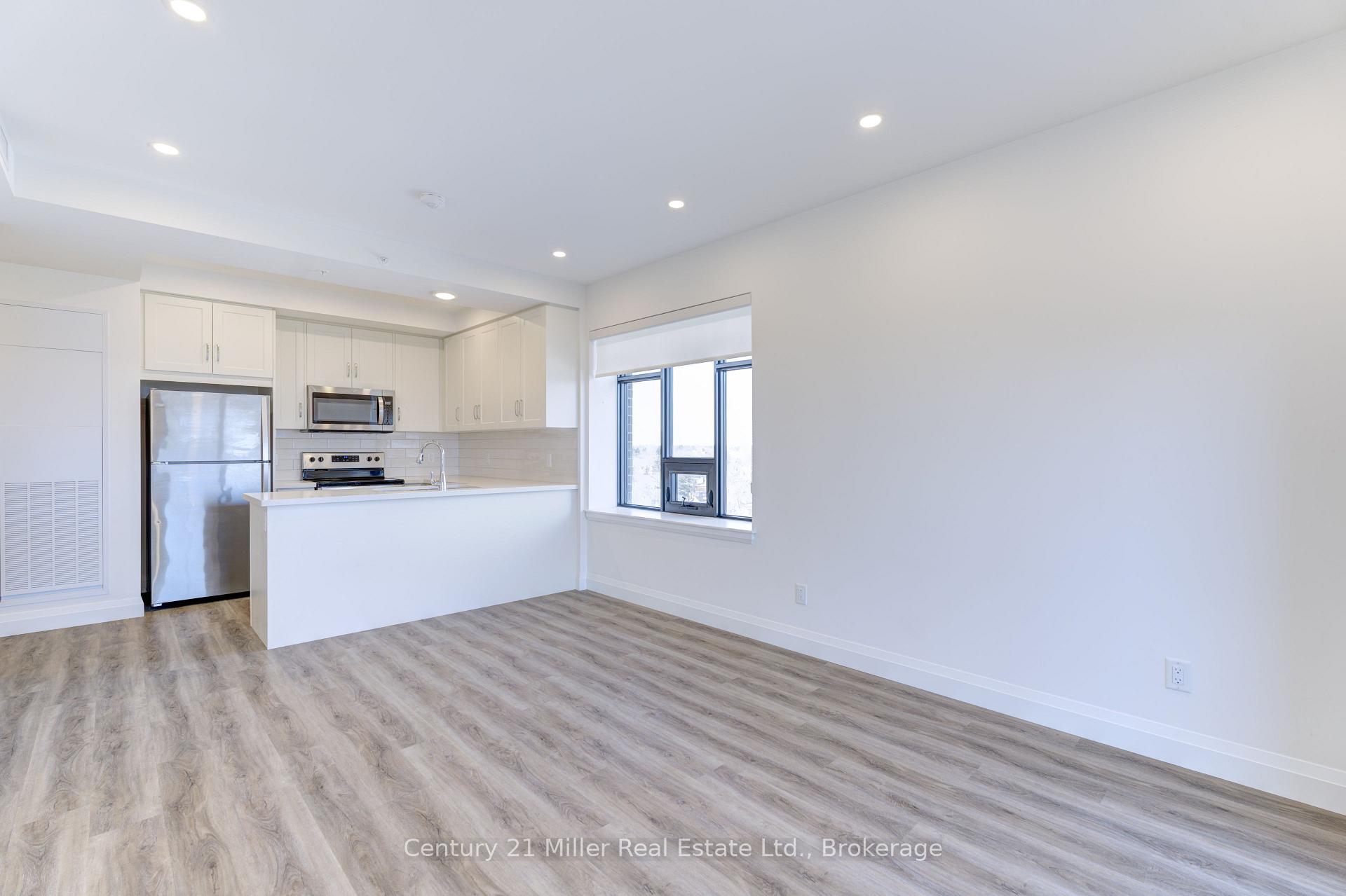 Photo 36 of Unit 706, 30 Hamilton Street S, Hamilton, Waterdown — HOMEH