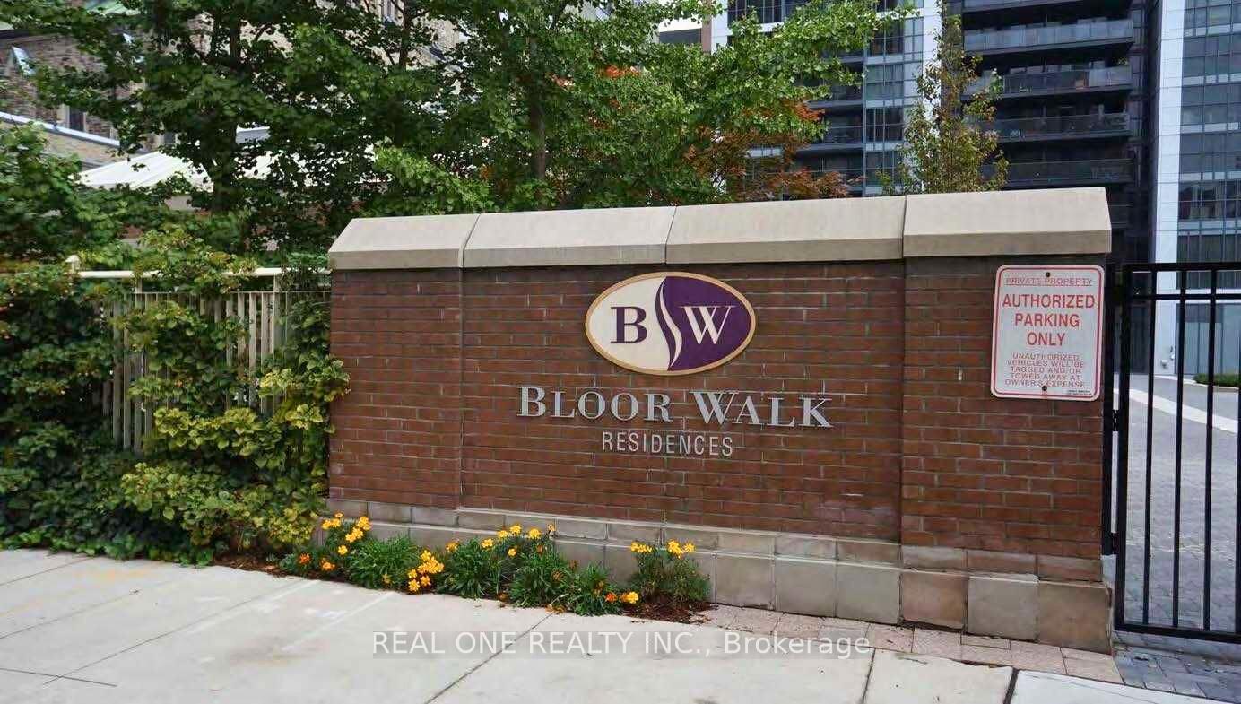 Photo 3 of Unit 903, 100 Hayden Street, Toronto, Church-Yonge Corridor — HOMEH