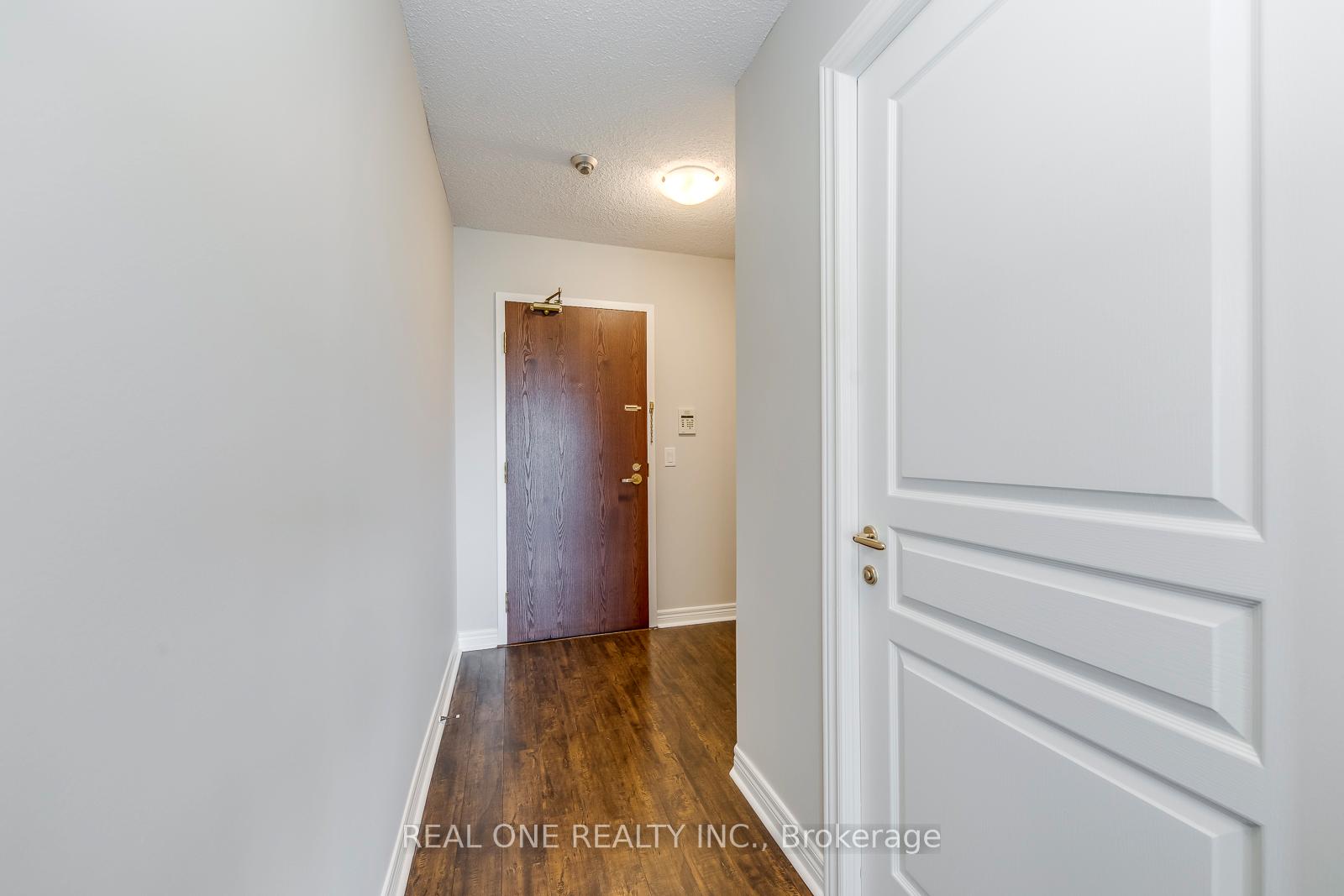 Photo 9 of Unit 903, 100 Hayden Street, Toronto, Church-Yonge Corridor — HOMEH