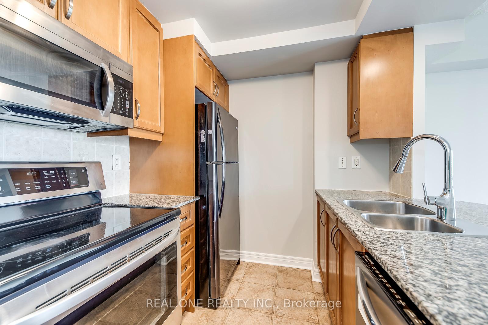Photo 11 of Unit 903, 100 Hayden Street, Toronto, Church-Yonge Corridor — HOMEH
