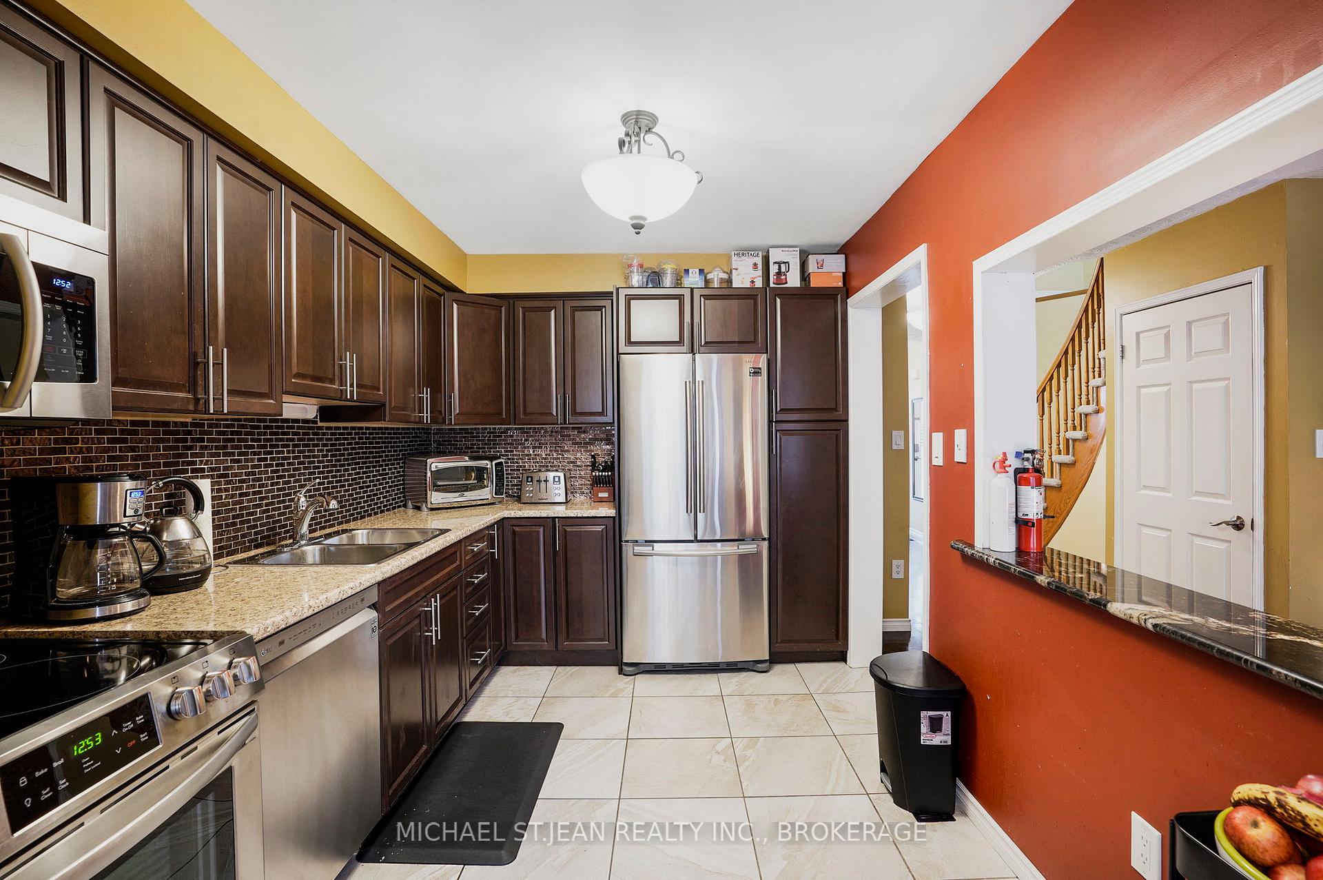 Photo 9 of Unit 31, 255 Mount Albion Road E, Hamilton, Red Hill — HOMEH