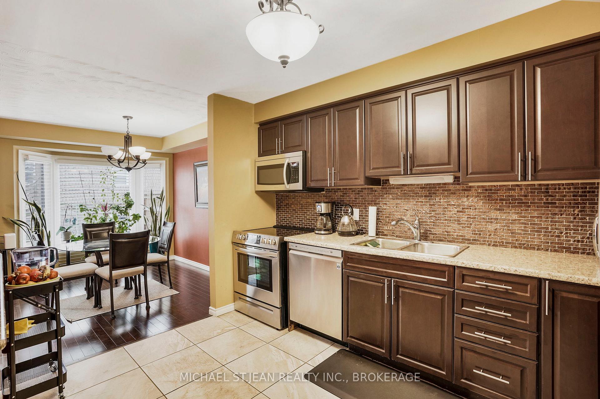 Photo 12 of Unit 31, 255 Mount Albion Road E, Hamilton, Red Hill — HOMEH