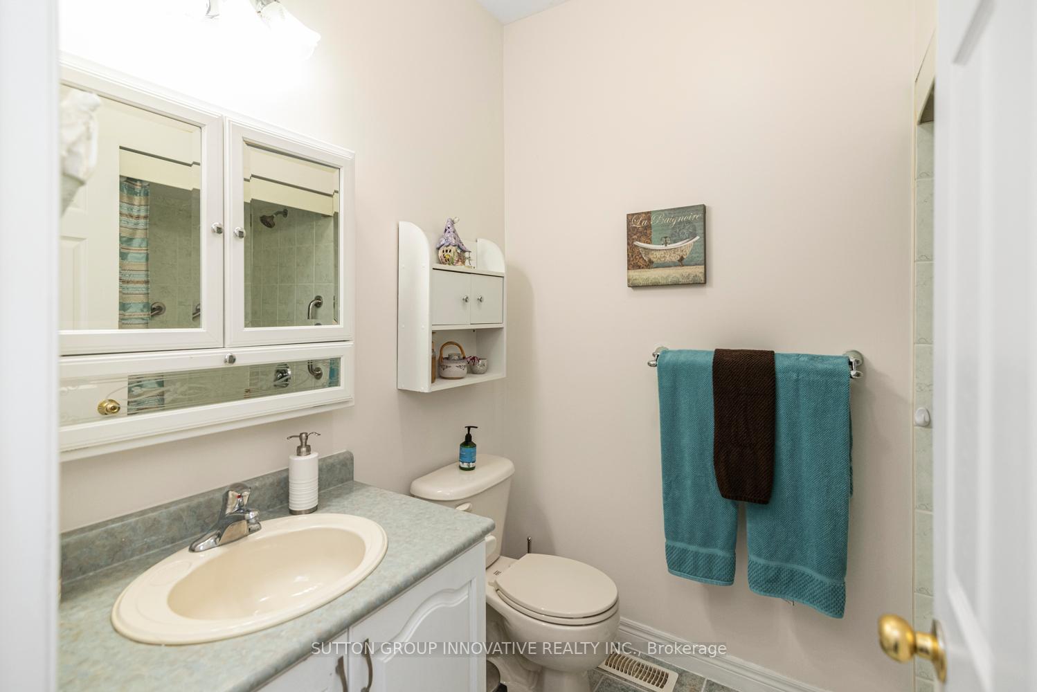 Photo 20 of Unit 38, 34 Cathy Drive, Hamilton, Twenty Place — HOMEH