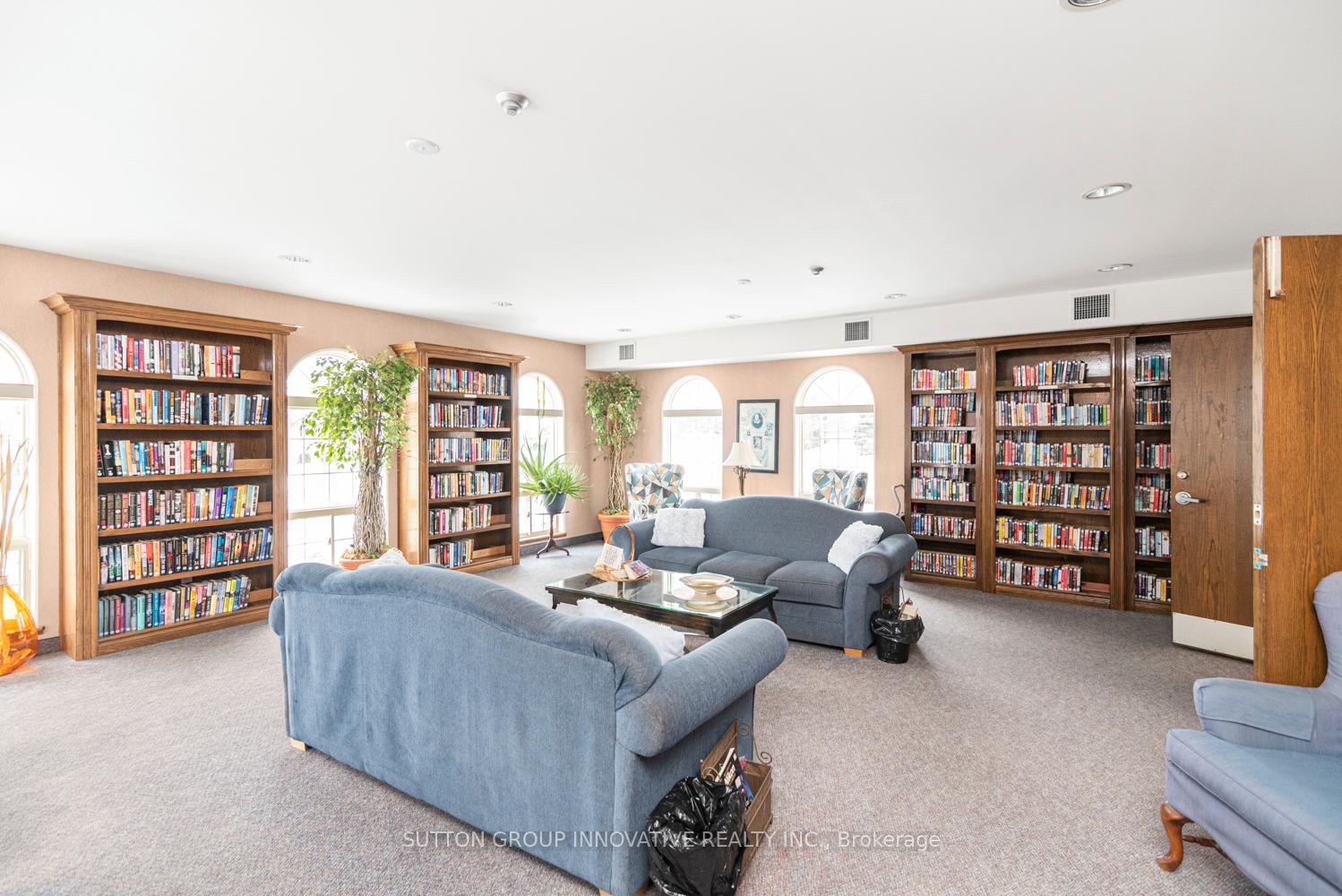 Photo 39 of Unit 38, 34 Cathy Drive, Hamilton, Twenty Place — HOMEH