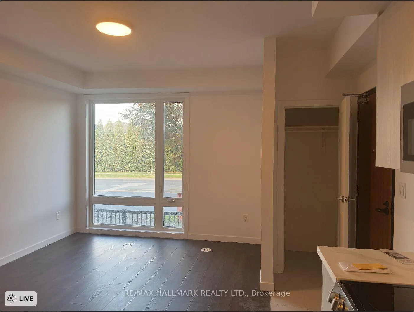 Photo 6 of Unit 13, 3175 Denison Street, Markham, Middlefield — HOMEH