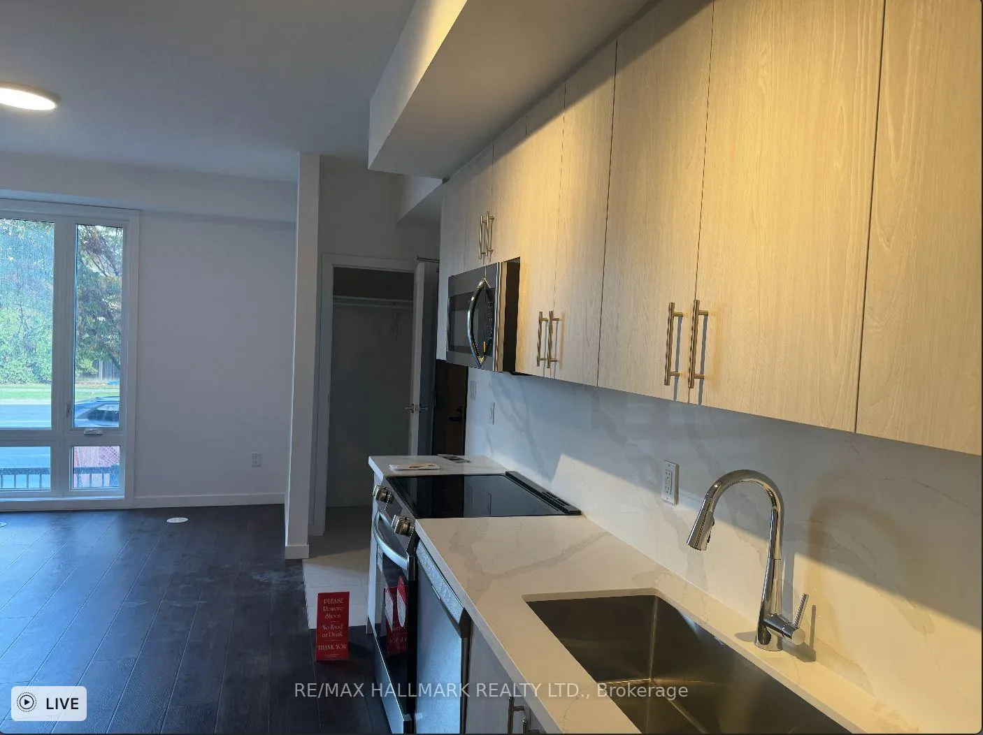 Photo 7 of Unit 13, 3175 Denison Street, Markham, Middlefield — HOMEH
