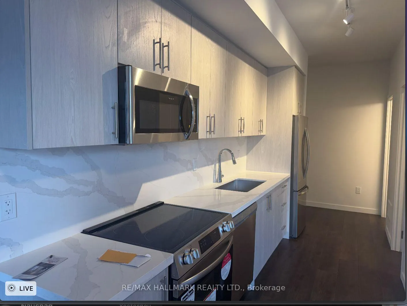 Photo 8 of Unit 13, 3175 Denison Street, Markham, Middlefield — HOMEH