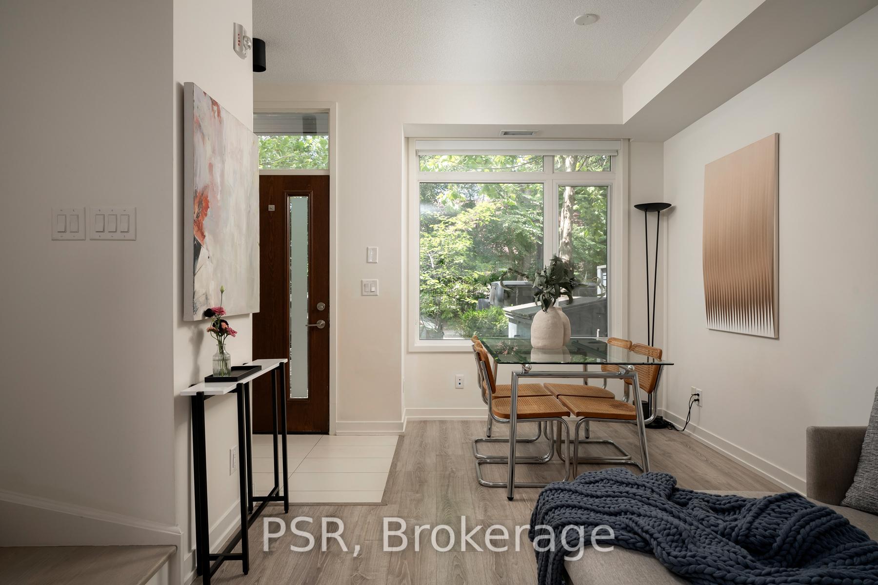 Photo 5 of 11 St Bartholomew Street, Toronto, Regent Park — HOMEH