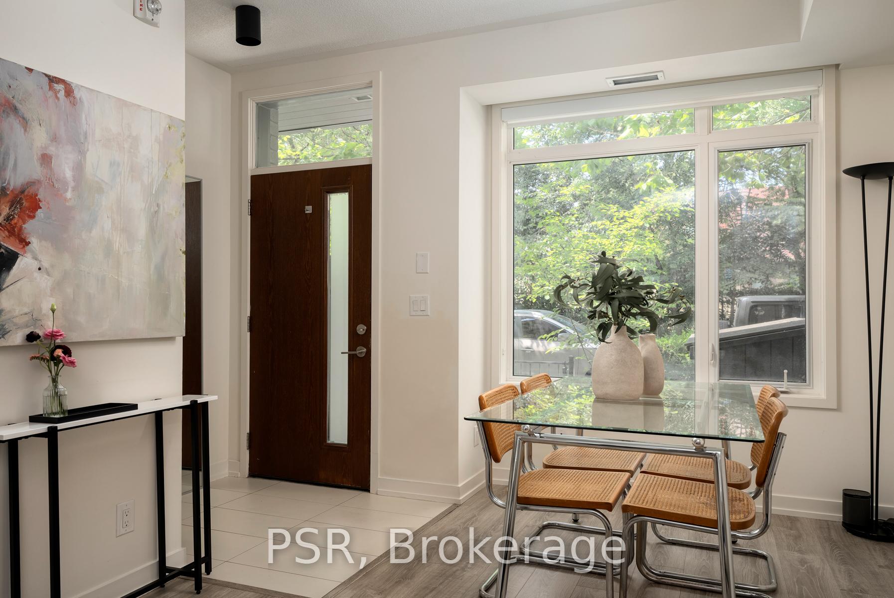 Photo 6 of 11 St Bartholomew Street, Toronto, Regent Park — HOMEH