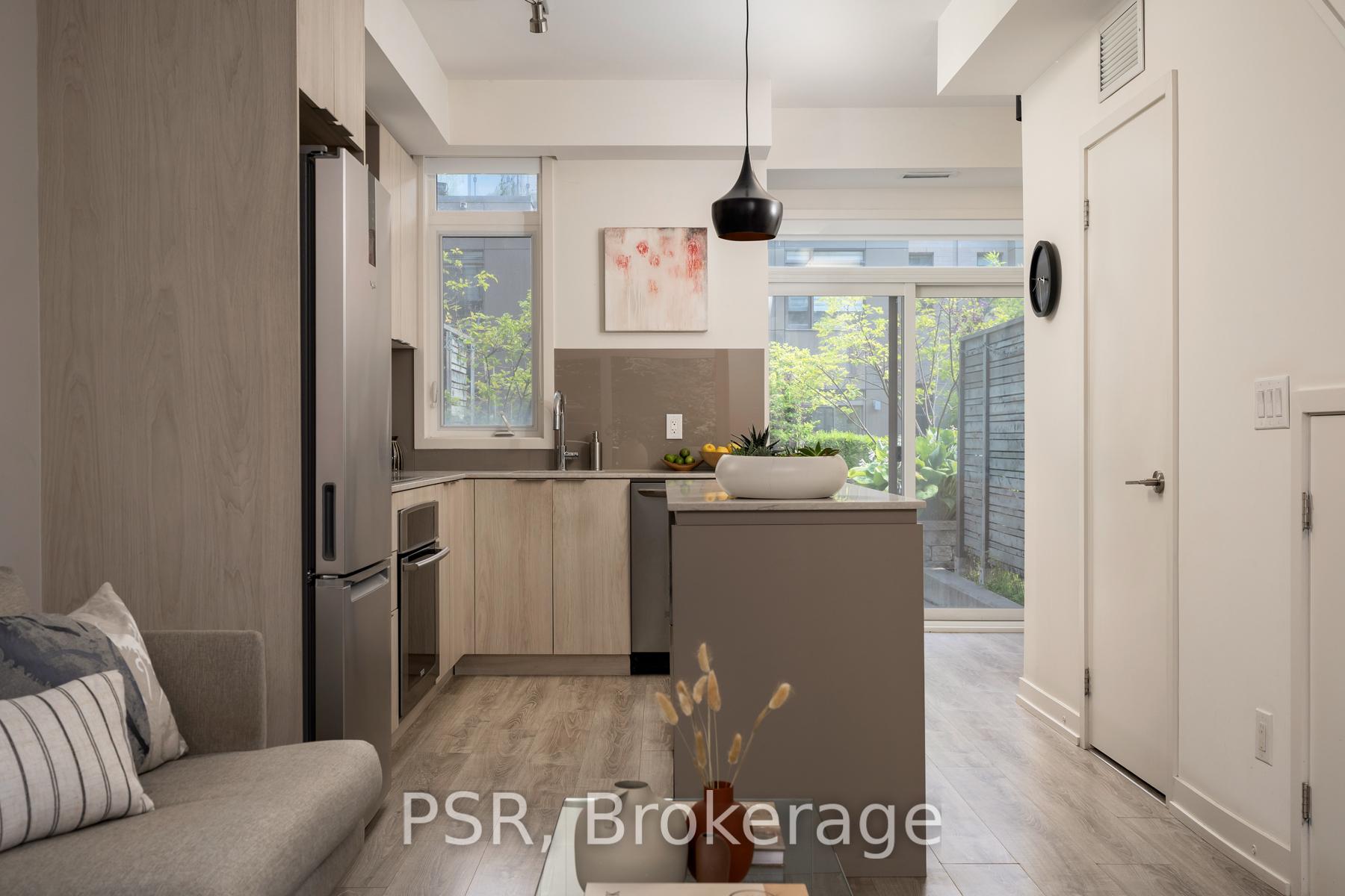 Photo 14 of 11 St Bartholomew Street, Toronto, Regent Park — HOMEH