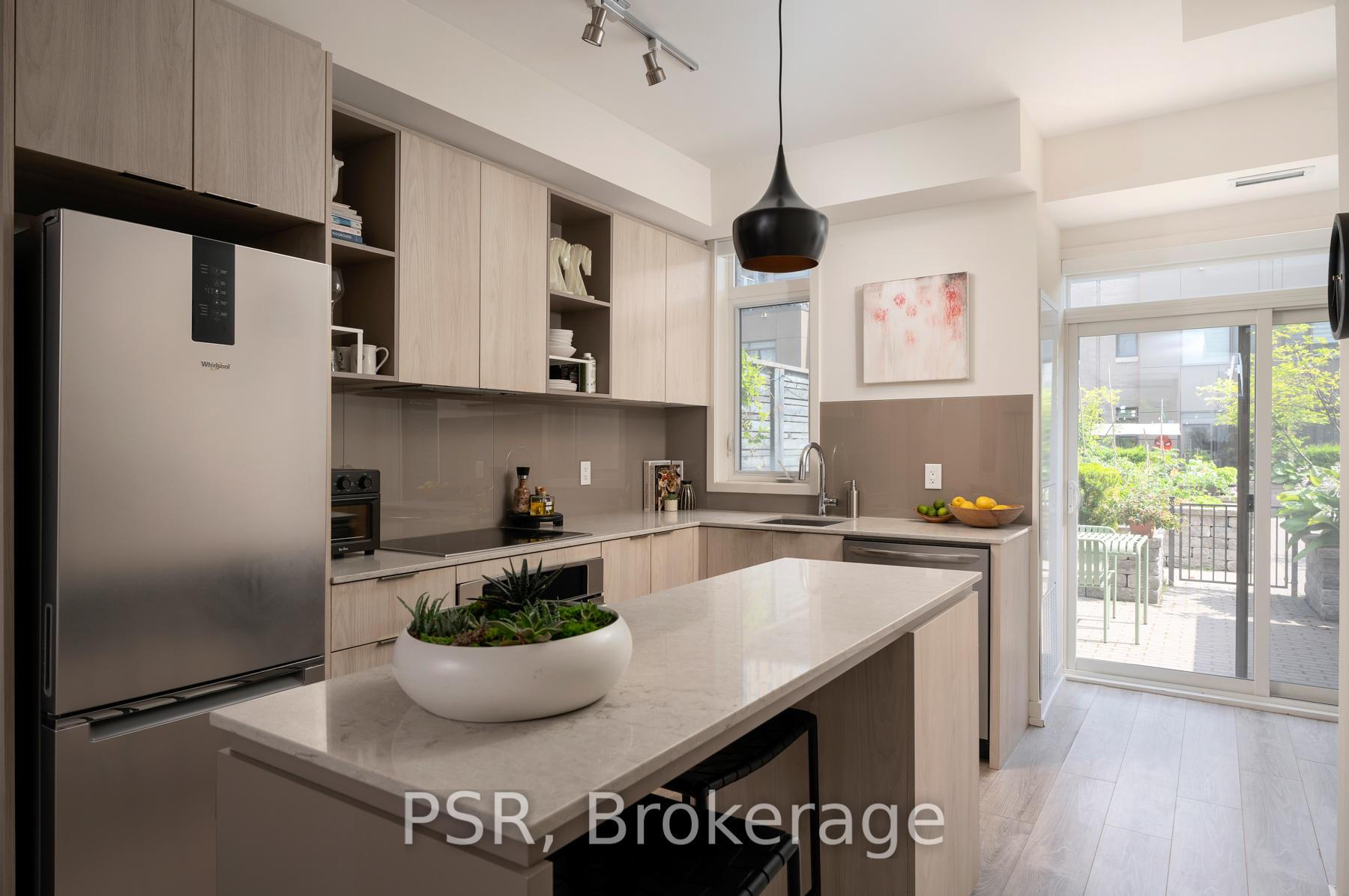 Photo 15 of 11 St Bartholomew Street, Toronto, Regent Park — HOMEH