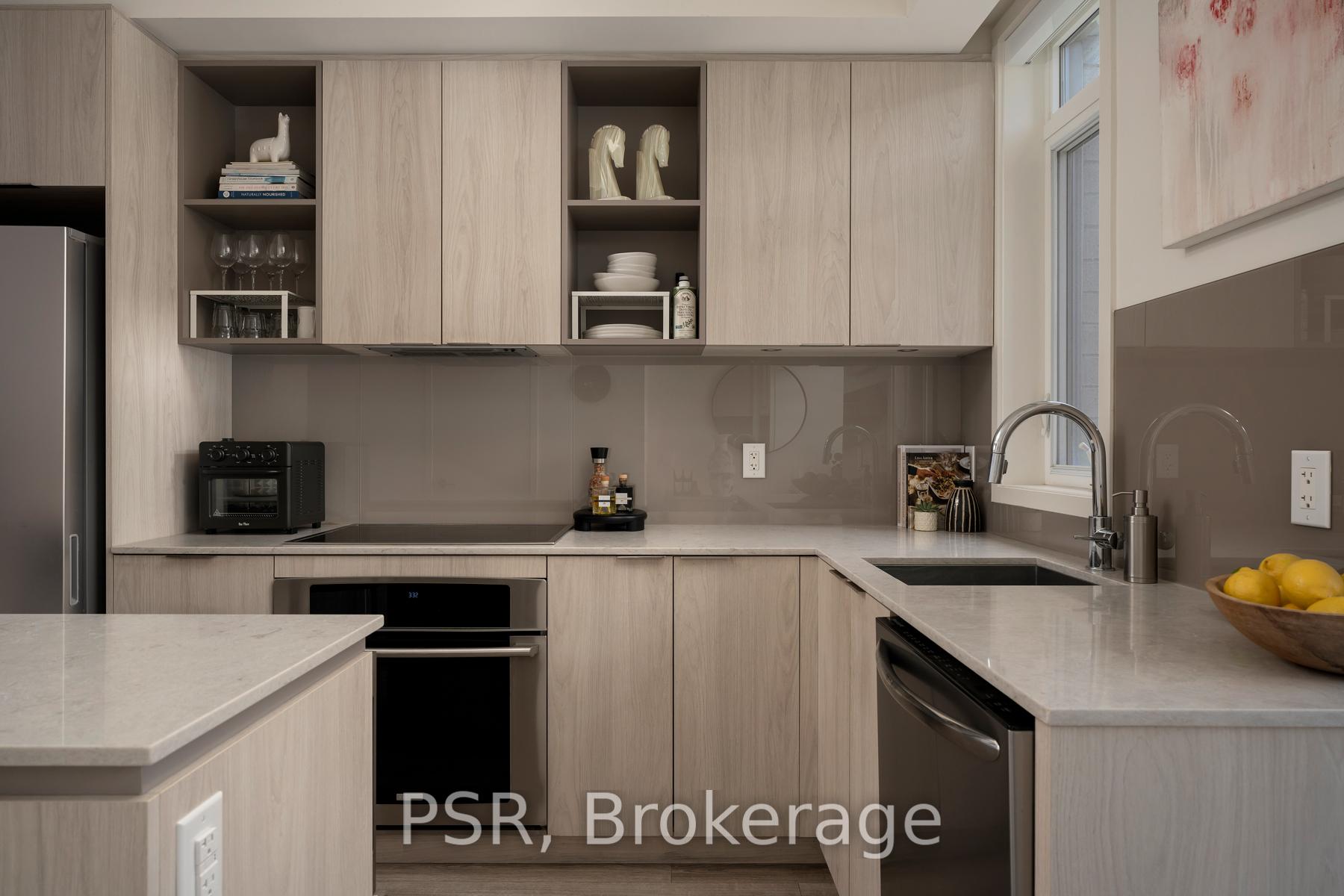 Photo 17 of 11 St Bartholomew Street, Toronto, Regent Park — HOMEH