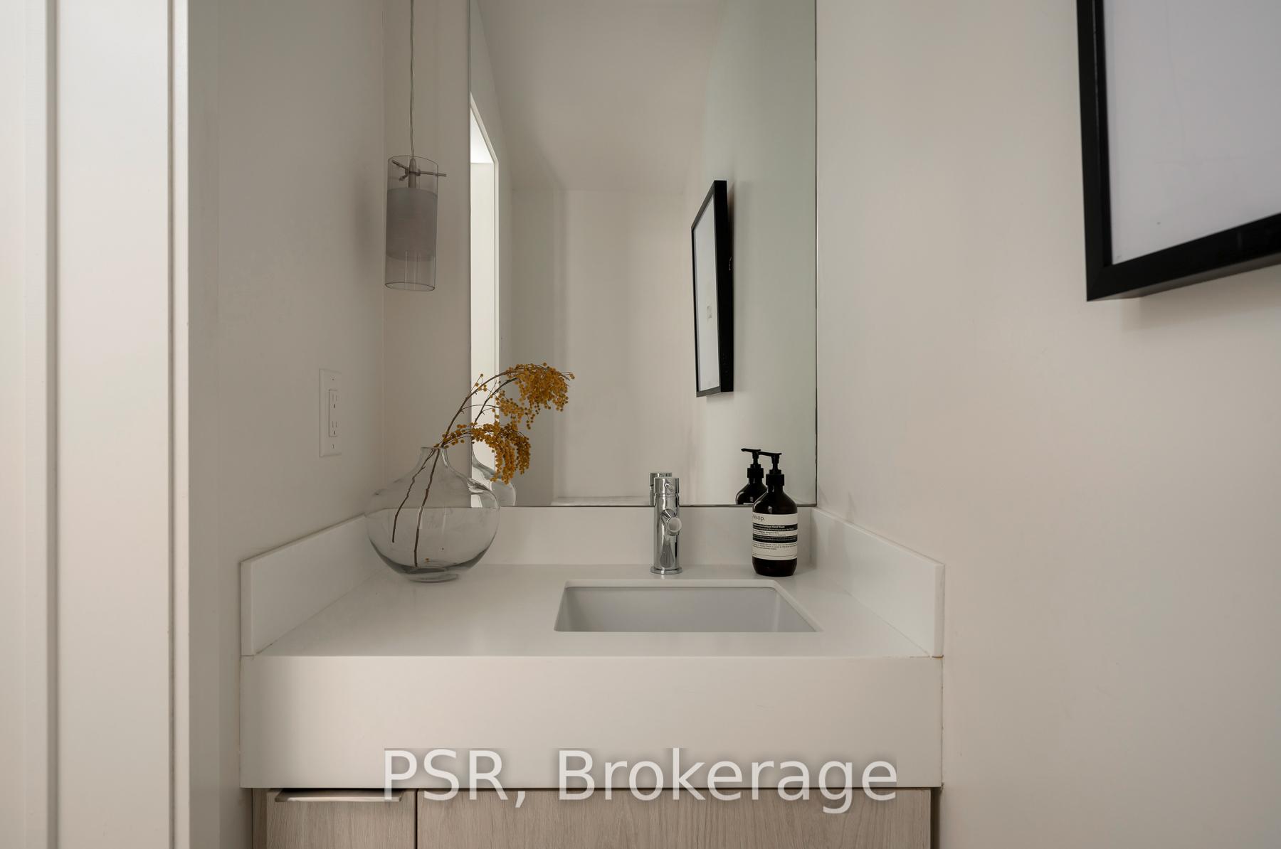 Photo 22 of 11 St Bartholomew Street, Toronto, Regent Park — HOMEH