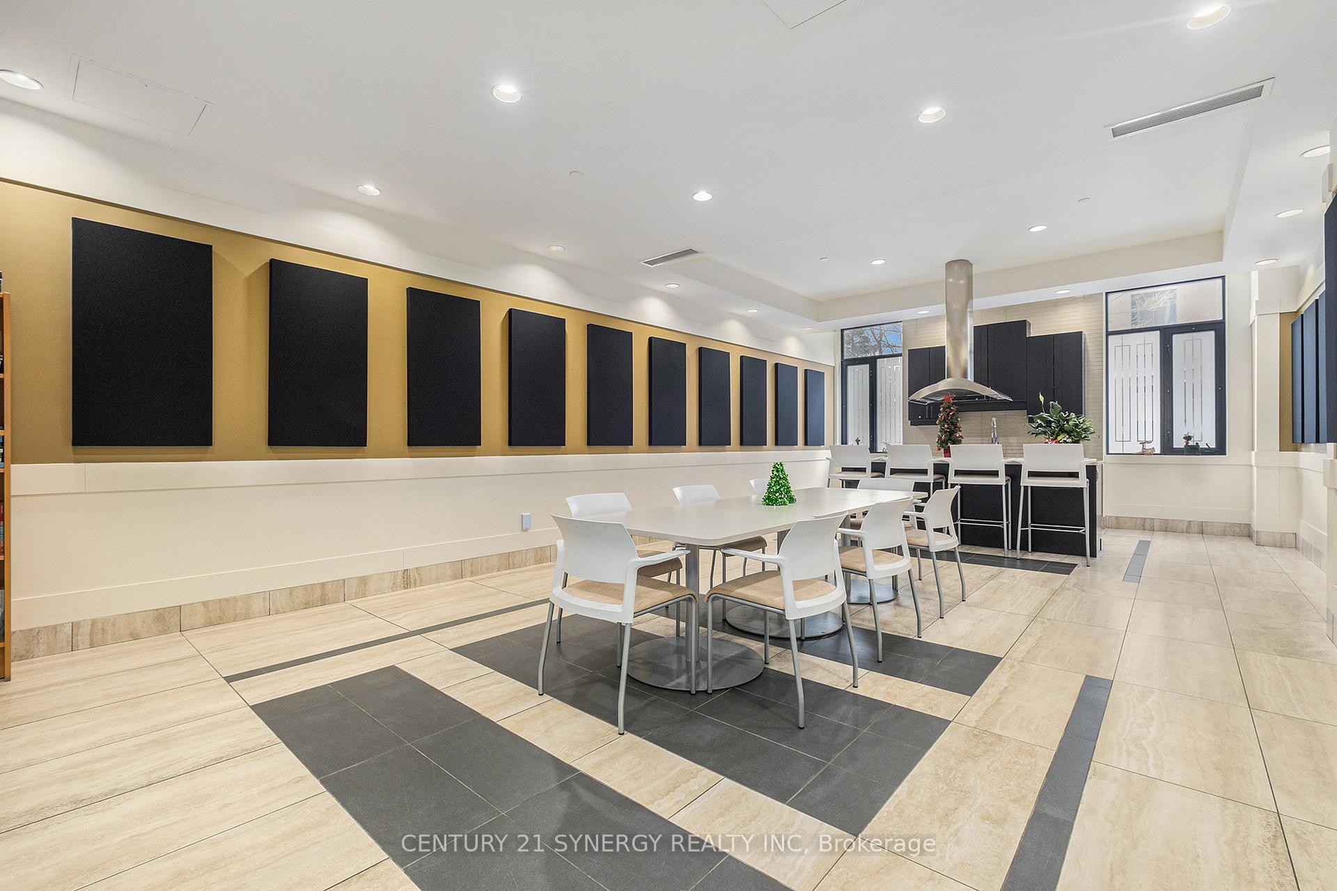 Photo 5 of Unit 708, 330 Loretta Avenue S, Ottawa, West Centre Town — HOMEH