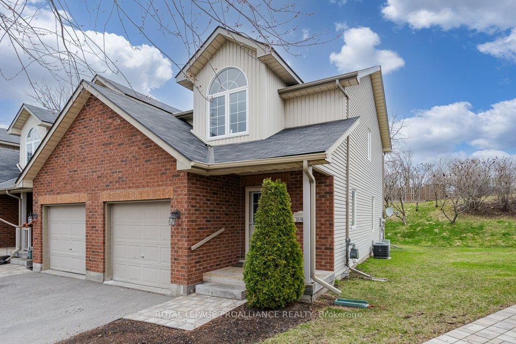 Photo 1 of Unit 16, 35 Albion Street, Belleville, Belleville Ward — HOMEH
