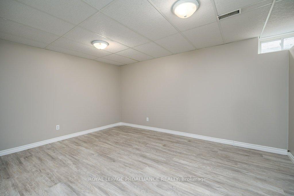 Photo 20 of Unit 16, 35 Albion Street, Belleville, Belleville Ward — HOMEH