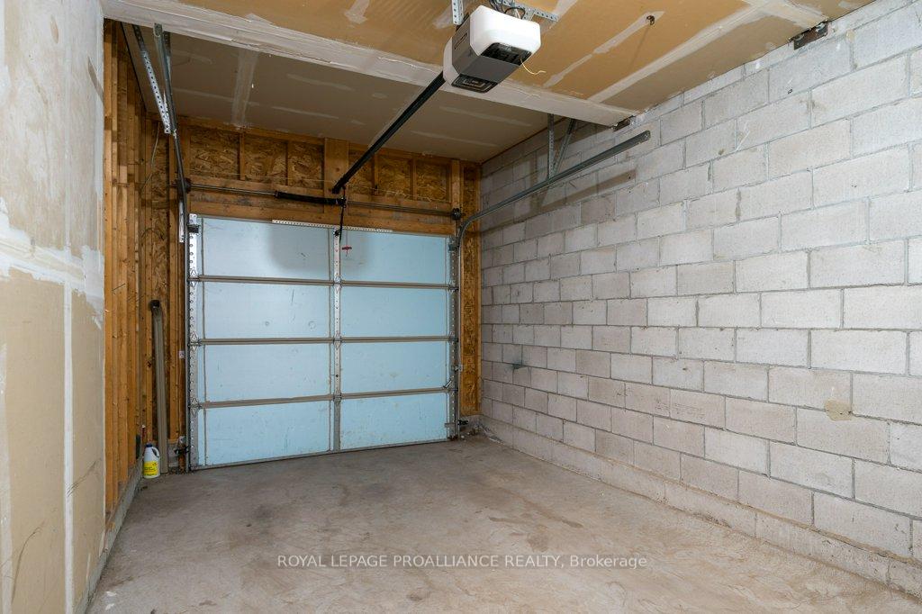 Photo 27 of Unit 16, 35 Albion Street, Belleville, Belleville Ward — HOMEH