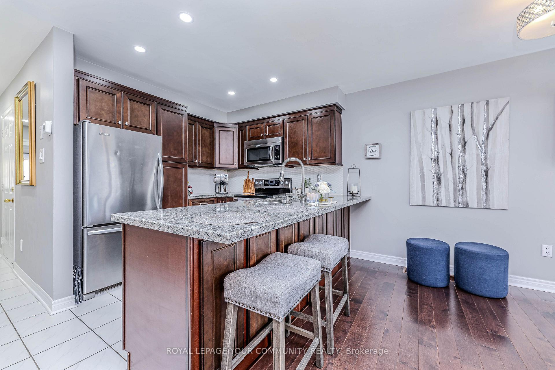 Photo 18 of 78 Tania Crescent, Vaughan, Maple — HOMEH
