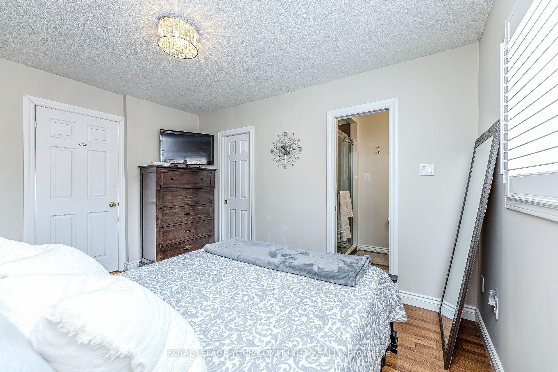 Photo 29 of 78 Tania Crescent, Vaughan, Maple — HOMEH