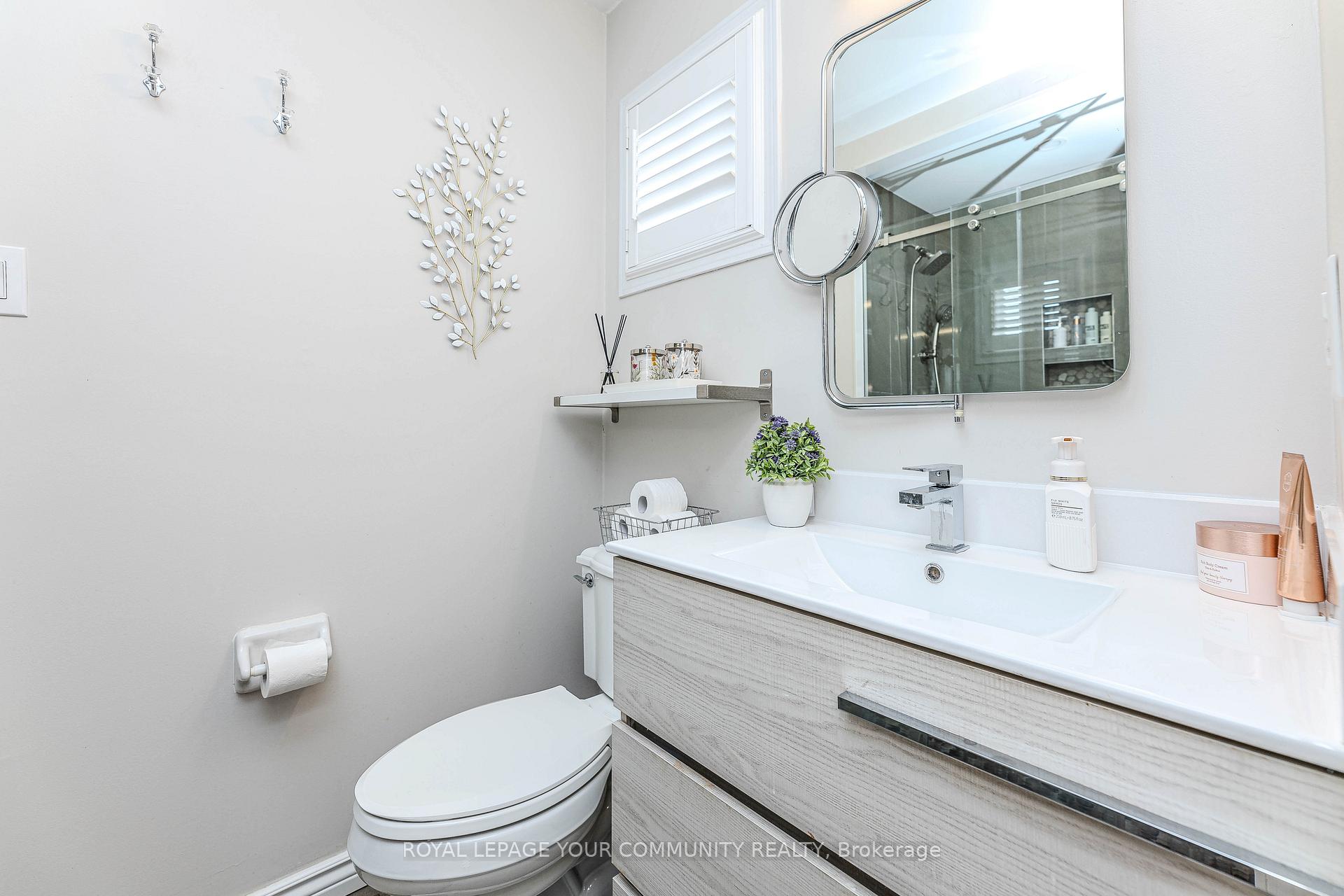 Photo 30 of 78 Tania Crescent, Vaughan, Maple — HOMEH