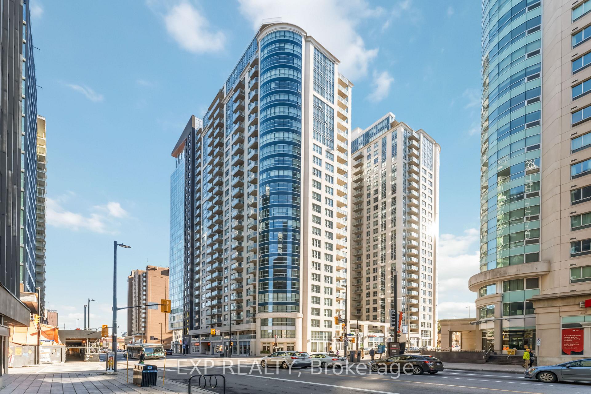 Front of Unit 2005, 242 Rideau Street