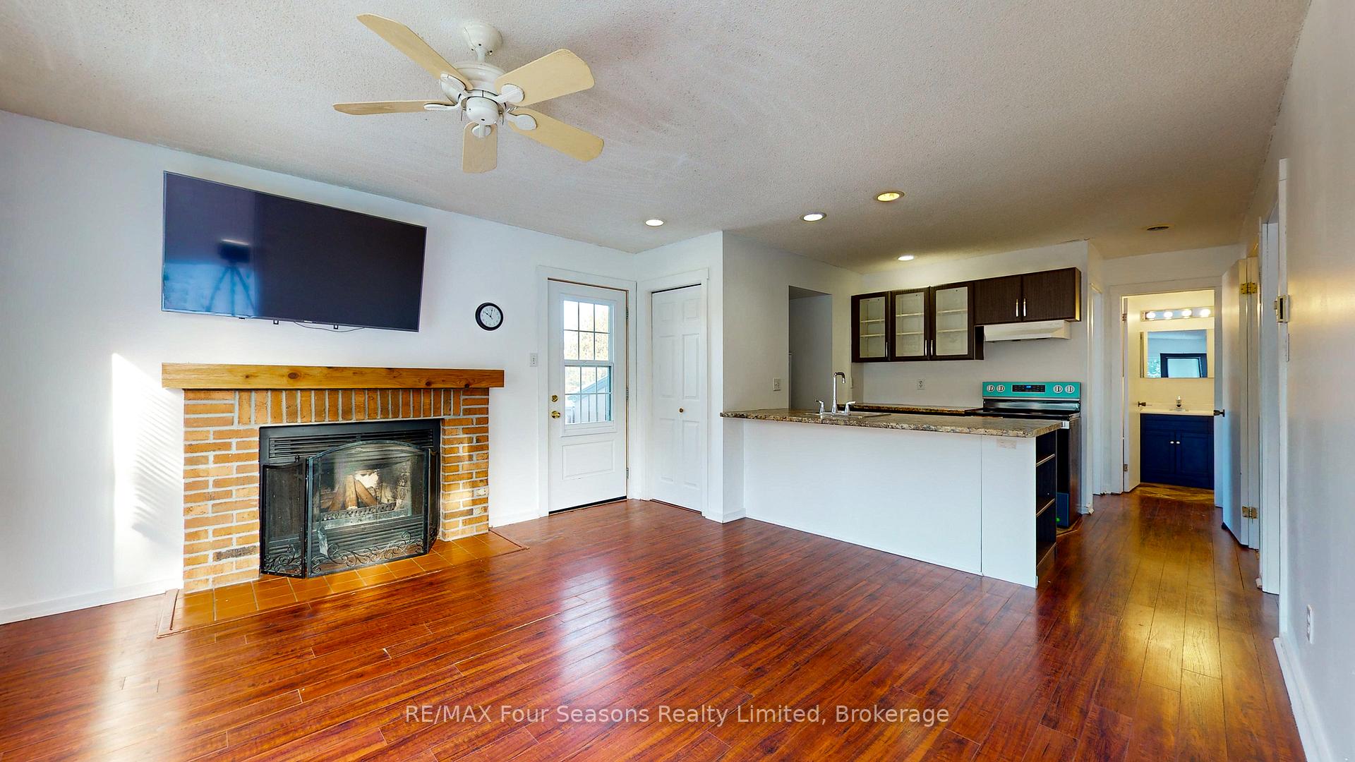 Photo 3 of Unit 115, 25 Dawson Drive, Collingwood — HOMEH