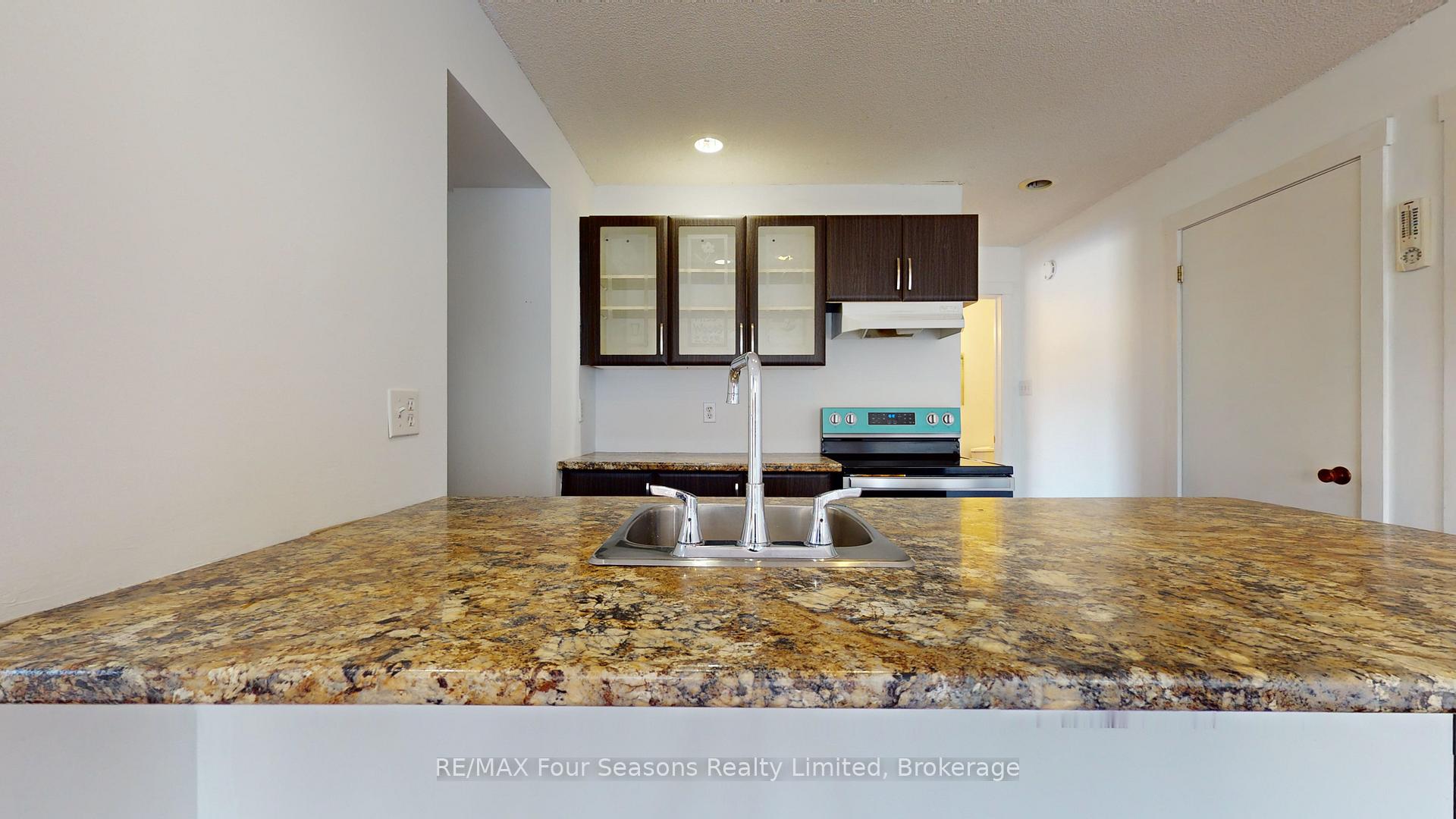 Photo 8 of Unit 115, 25 Dawson Drive, Collingwood — HOMEH