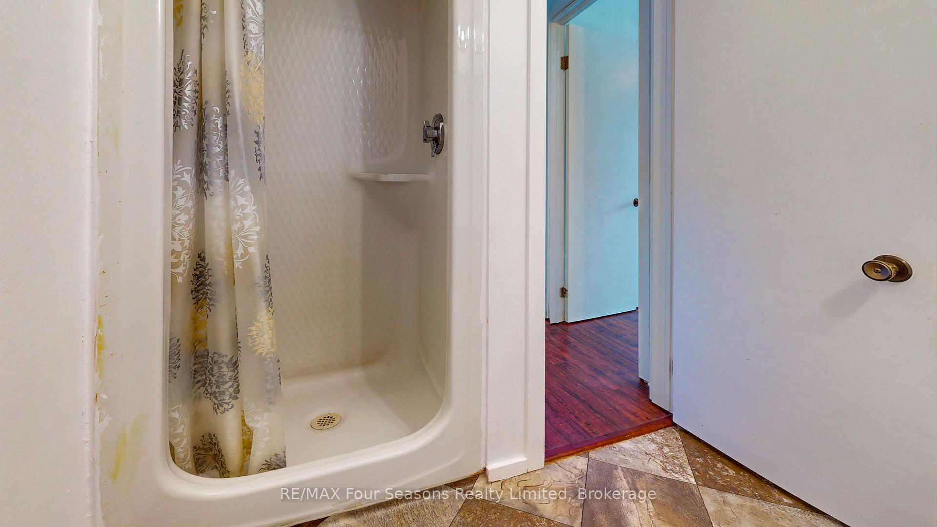 Photo 12 of Unit 115, 25 Dawson Drive, Collingwood — HOMEH