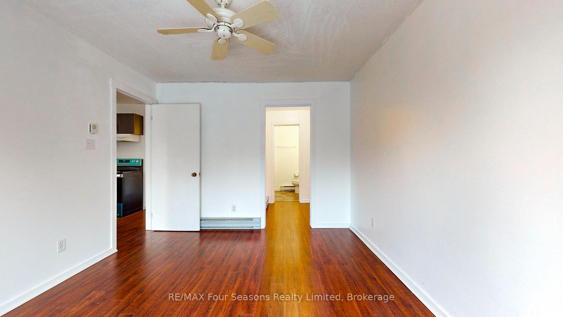 Photo 16 of Unit 115, 25 Dawson Drive, Collingwood — HOMEH