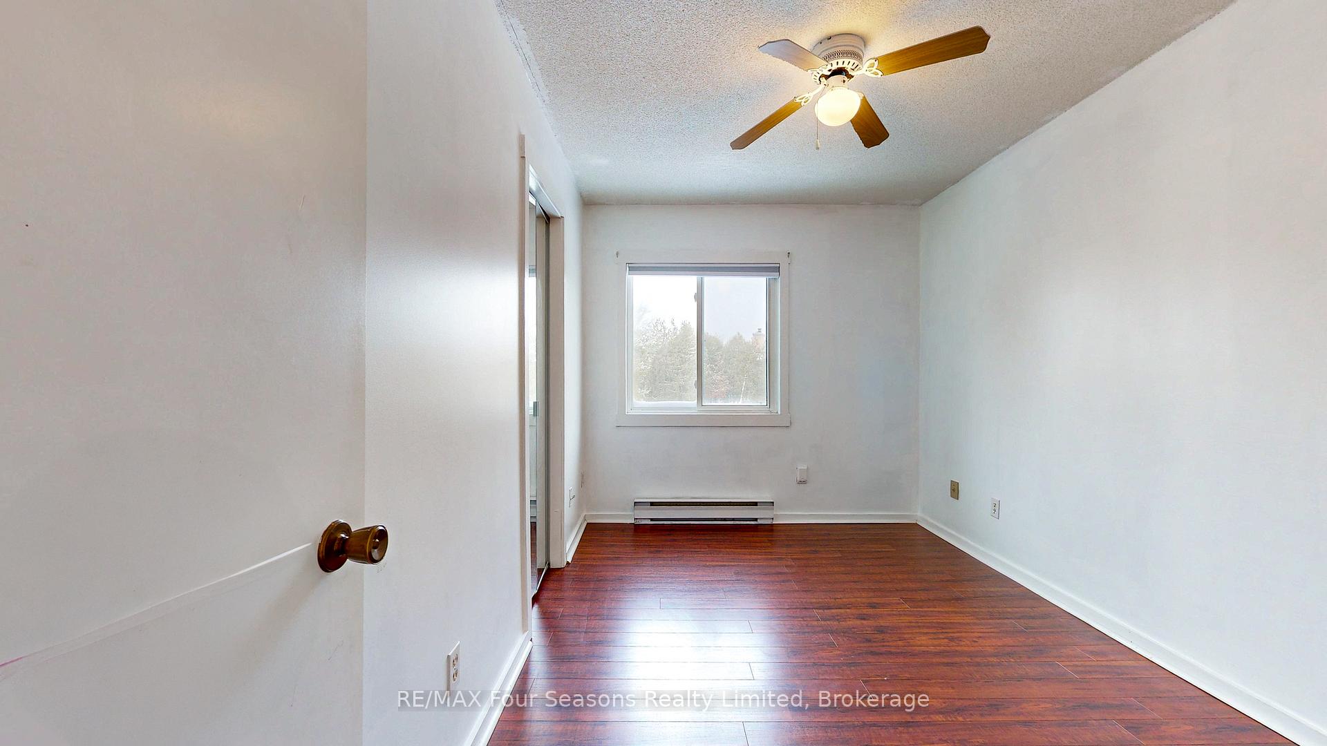 Photo 19 of Unit 115, 25 Dawson Drive, Collingwood — HOMEH