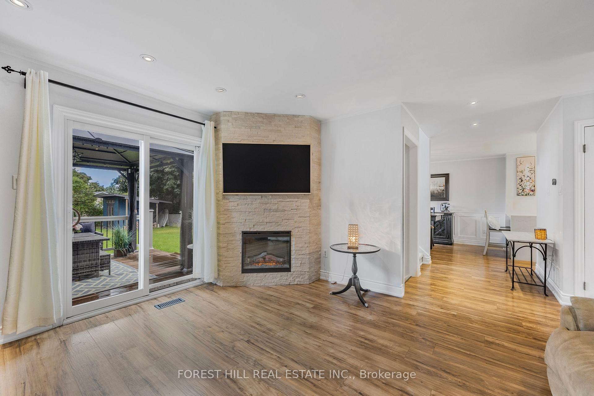 Photo 10 of 85 Elizabeth Street, Barrie, Ardagh — HOMEH