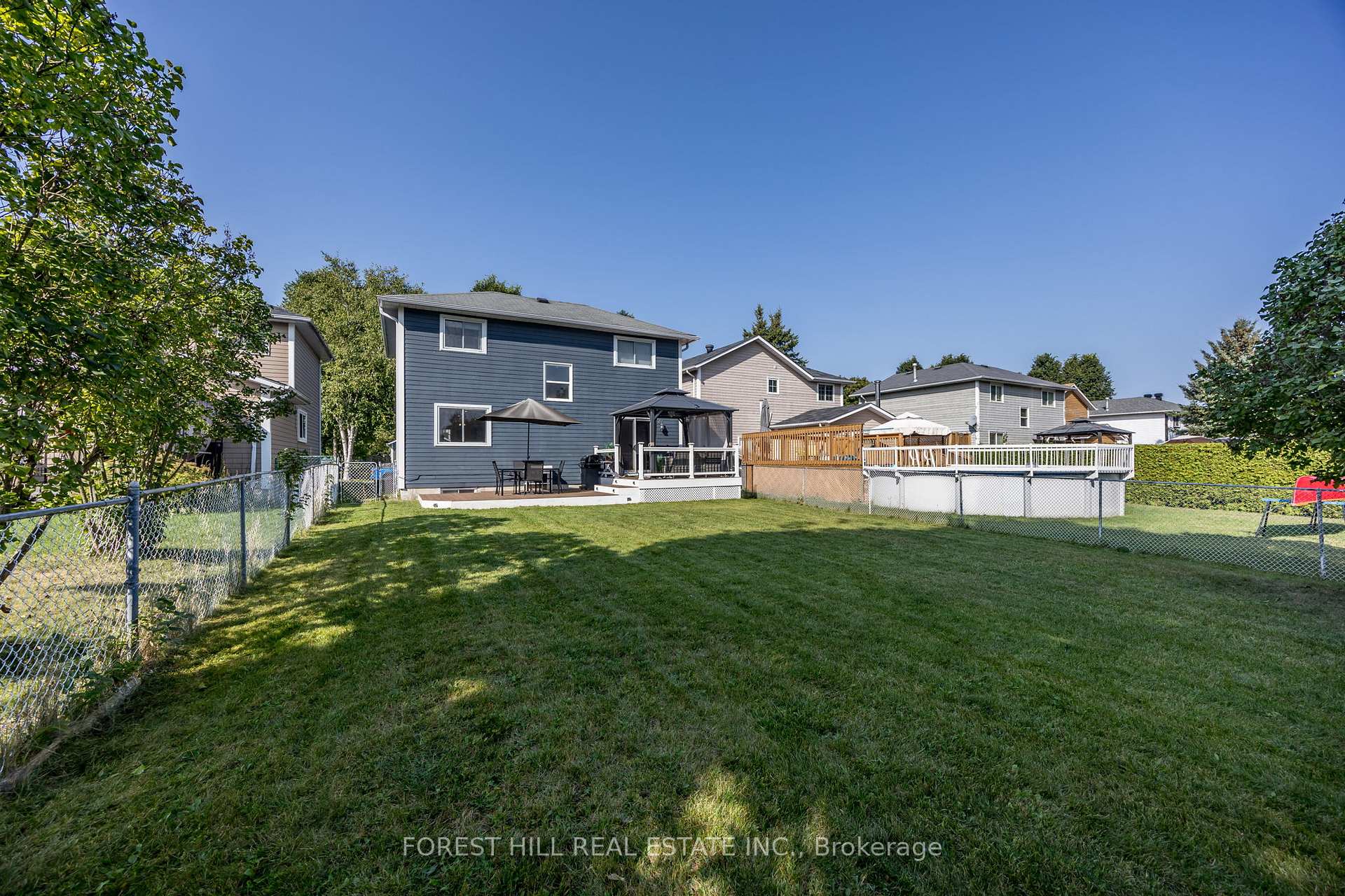 Photo 37 of 85 Elizabeth Street, Barrie, Ardagh — HOMEH