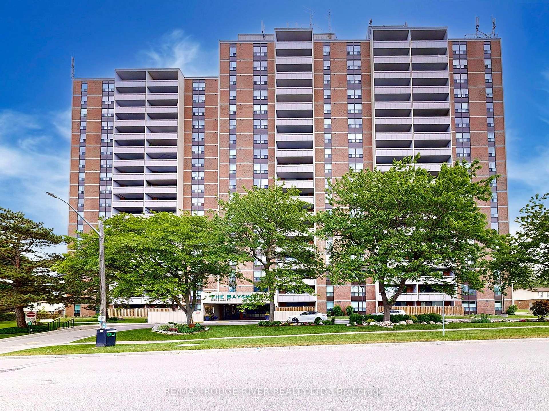 Photo 3 of Unit 503, 1210 Radom Street, Pickering, Bay Ridges — HOMEH