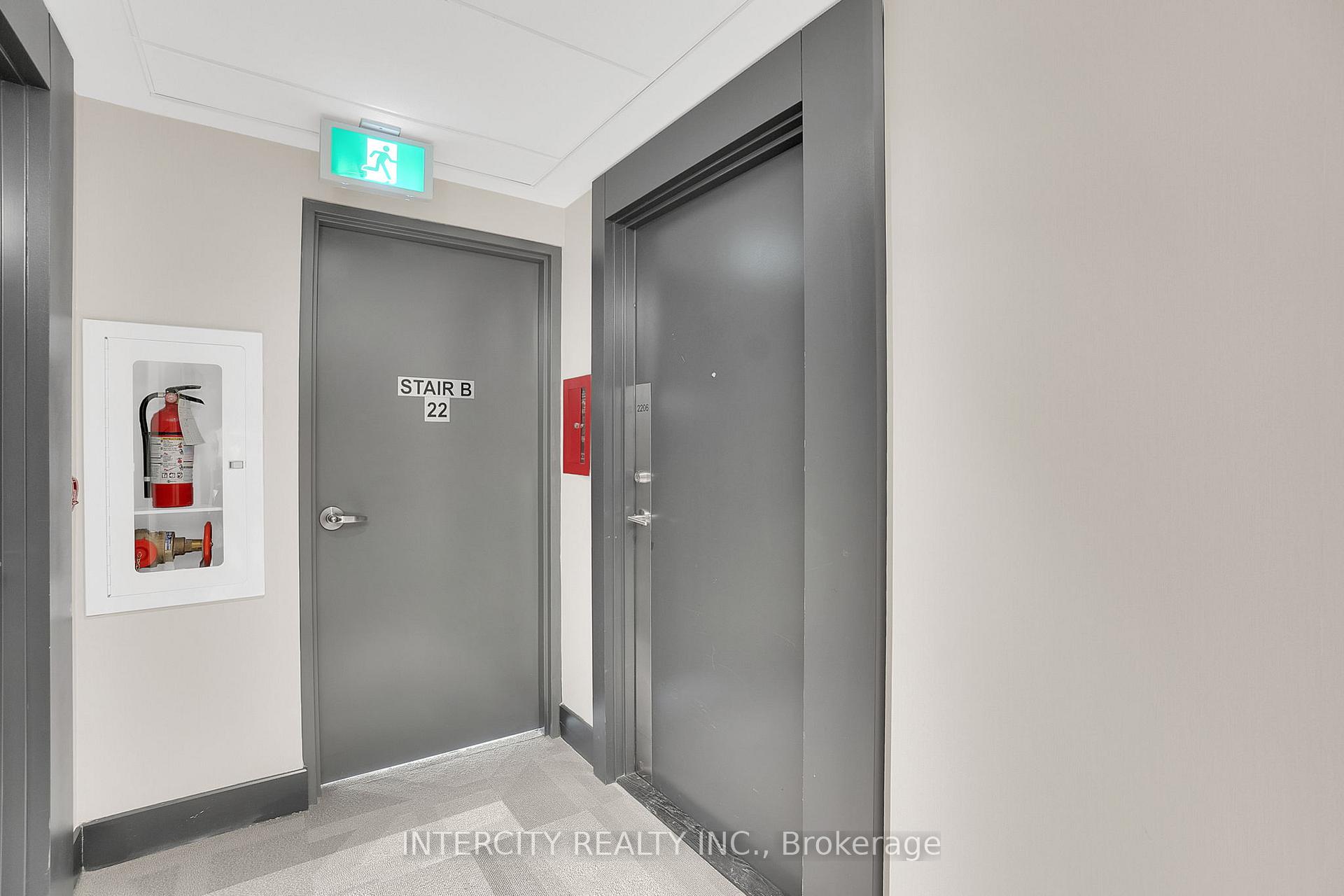 Photo 5 of Unit 2206, 7895 Jane Street, Vaughan, Concord — HOMEH
