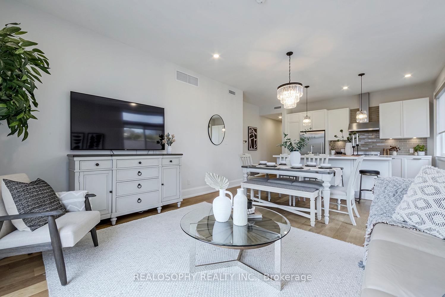 Photo 9 of Unit 4A, 1657 Bathurst Street, Toronto, Forest Hill South — HOMEH