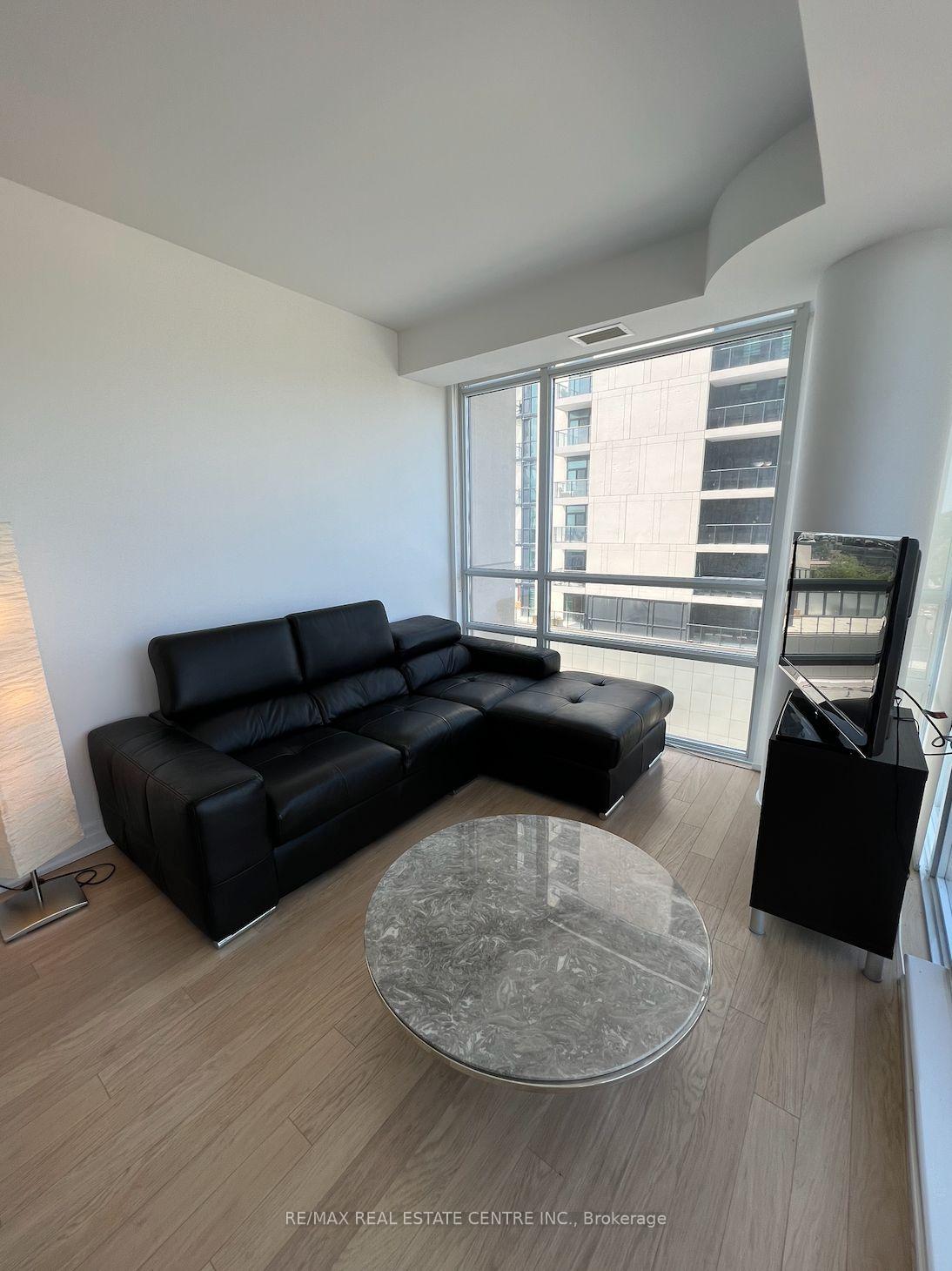 Photo 7 of Unit 806, 500 St Clair Avenue W, Toronto, Humewood-Cedarvale — HOMEH
