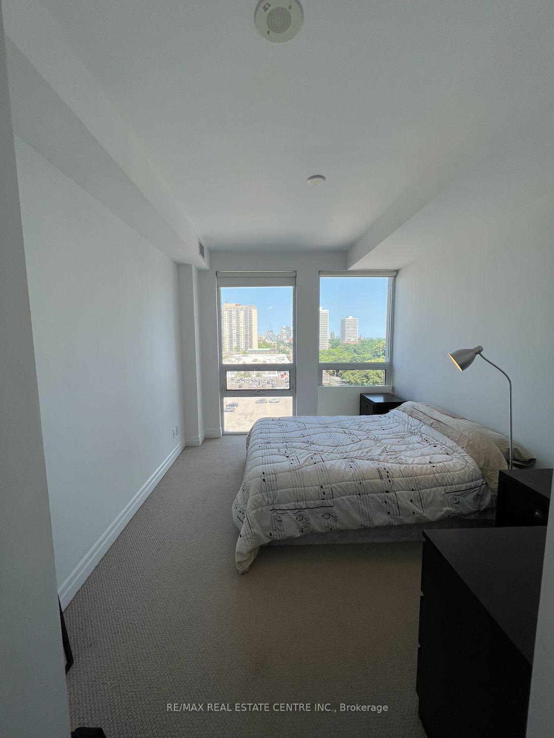 Photo 11 of Unit 806, 500 St Clair Avenue W, Toronto, Humewood-Cedarvale — HOMEH