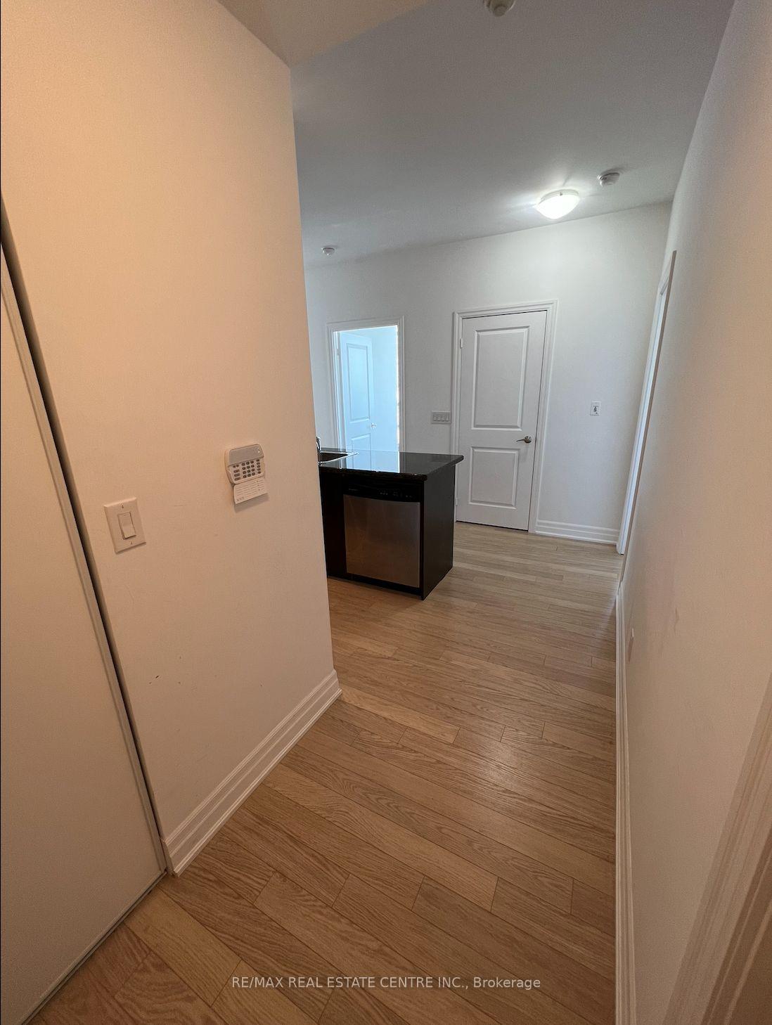 Photo 23 of Unit 806, 500 St Clair Avenue W, Toronto, Humewood-Cedarvale — HOMEH
