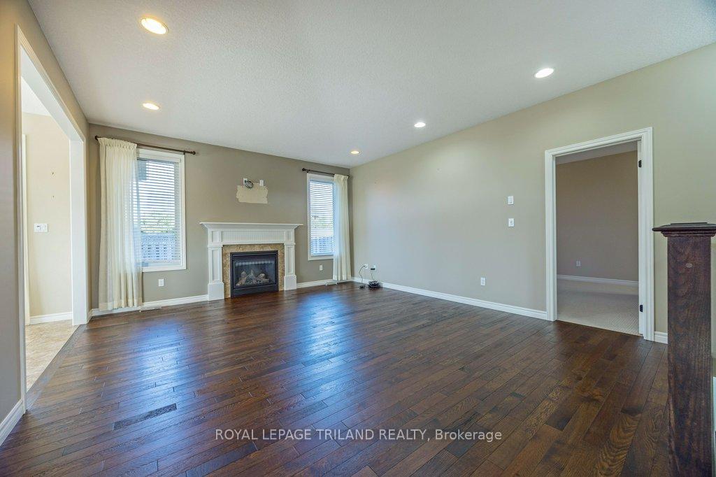 Photo 12 of Unit 1, 120 Southgate Parkway, St. Thomas — HOMEH