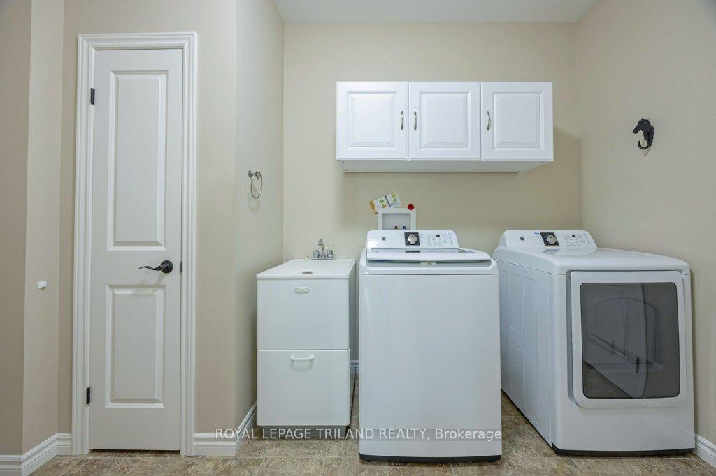 Photo 22 of Unit 1, 120 Southgate Parkway, St. Thomas — HOMEH