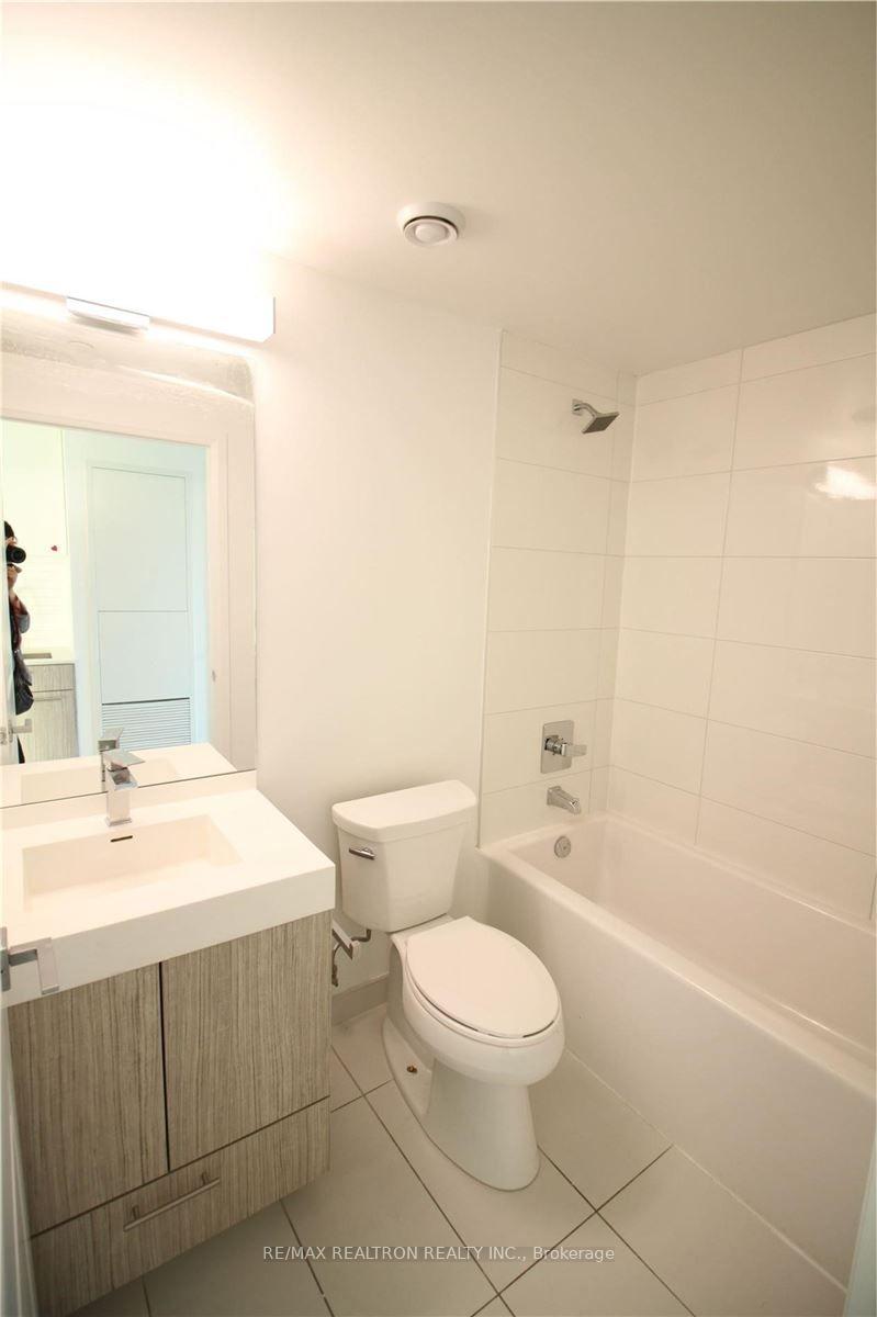 Photo 13 of Unit 2310, 251 Jarvis Street, Toronto, Church-Yonge Corridor — HOMEH