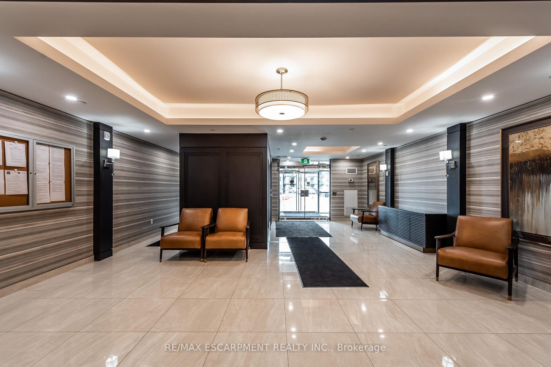 Photo 6 of Unit 114, 125 Shoreview Place, Hamilton, Lakeshore — HOMEH