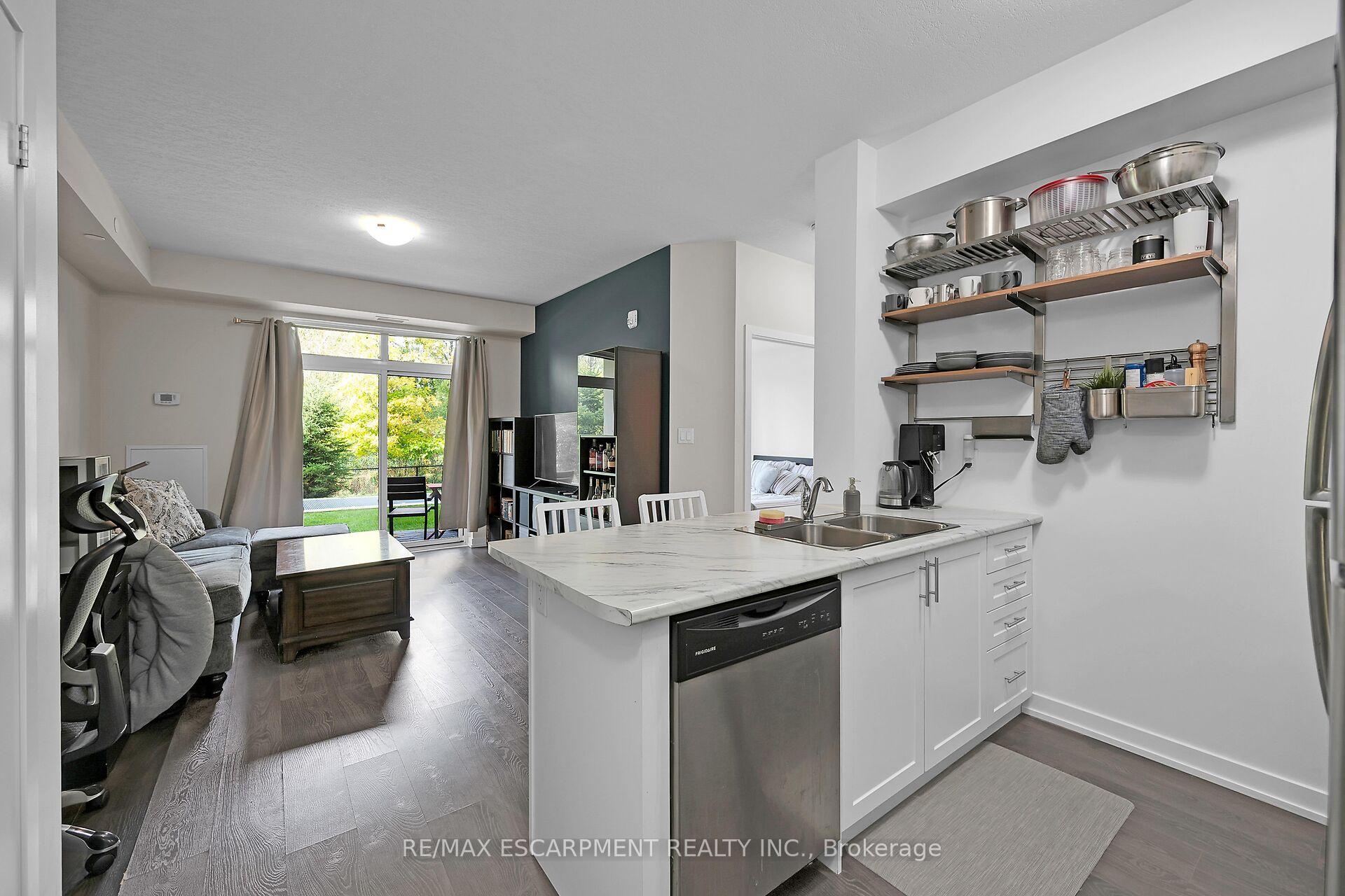 Photo 9 of Unit 114, 125 Shoreview Place, Hamilton, Lakeshore — HOMEH