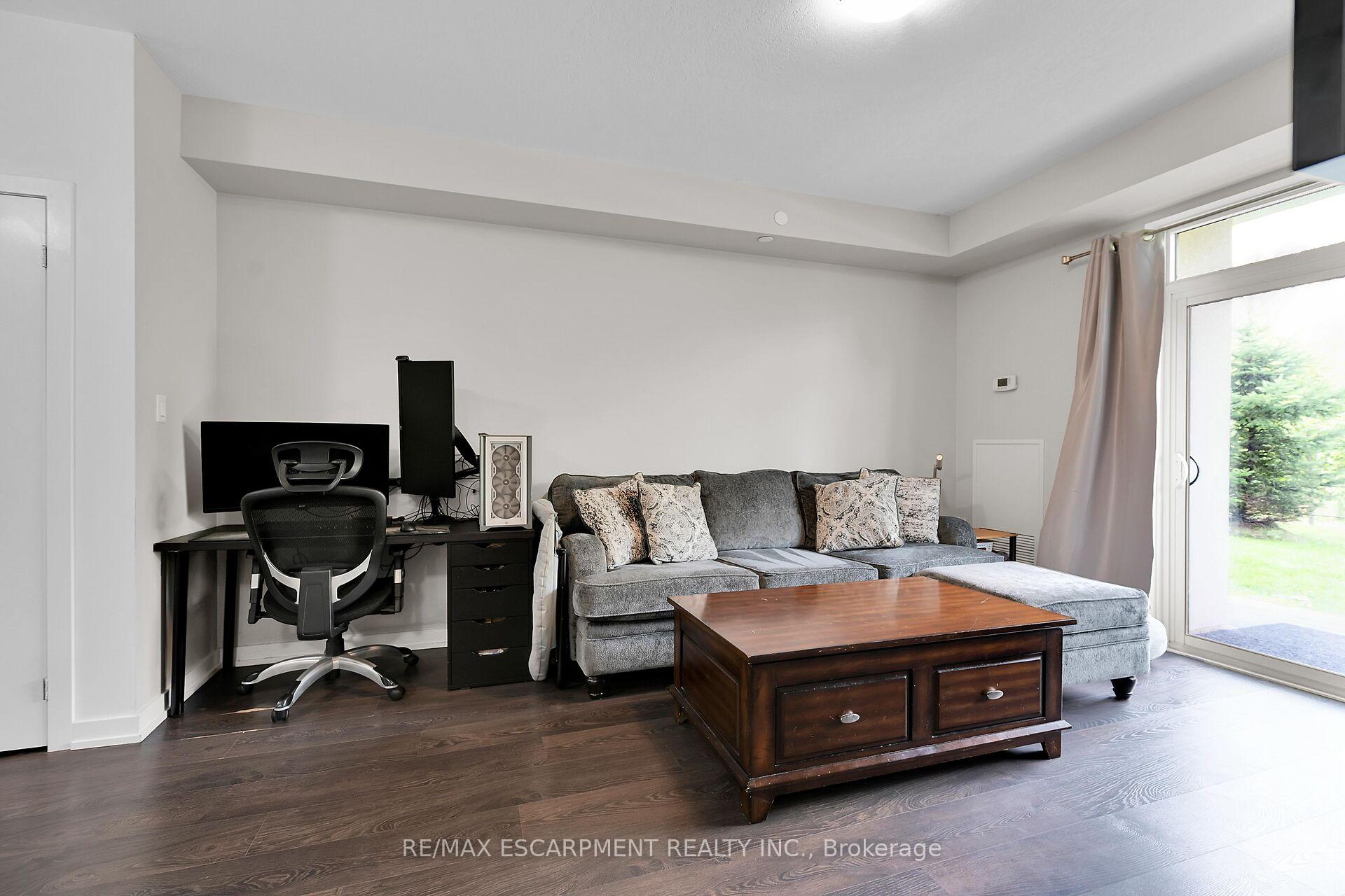 Photo 13 of Unit 114, 125 Shoreview Place, Hamilton, Lakeshore — HOMEH