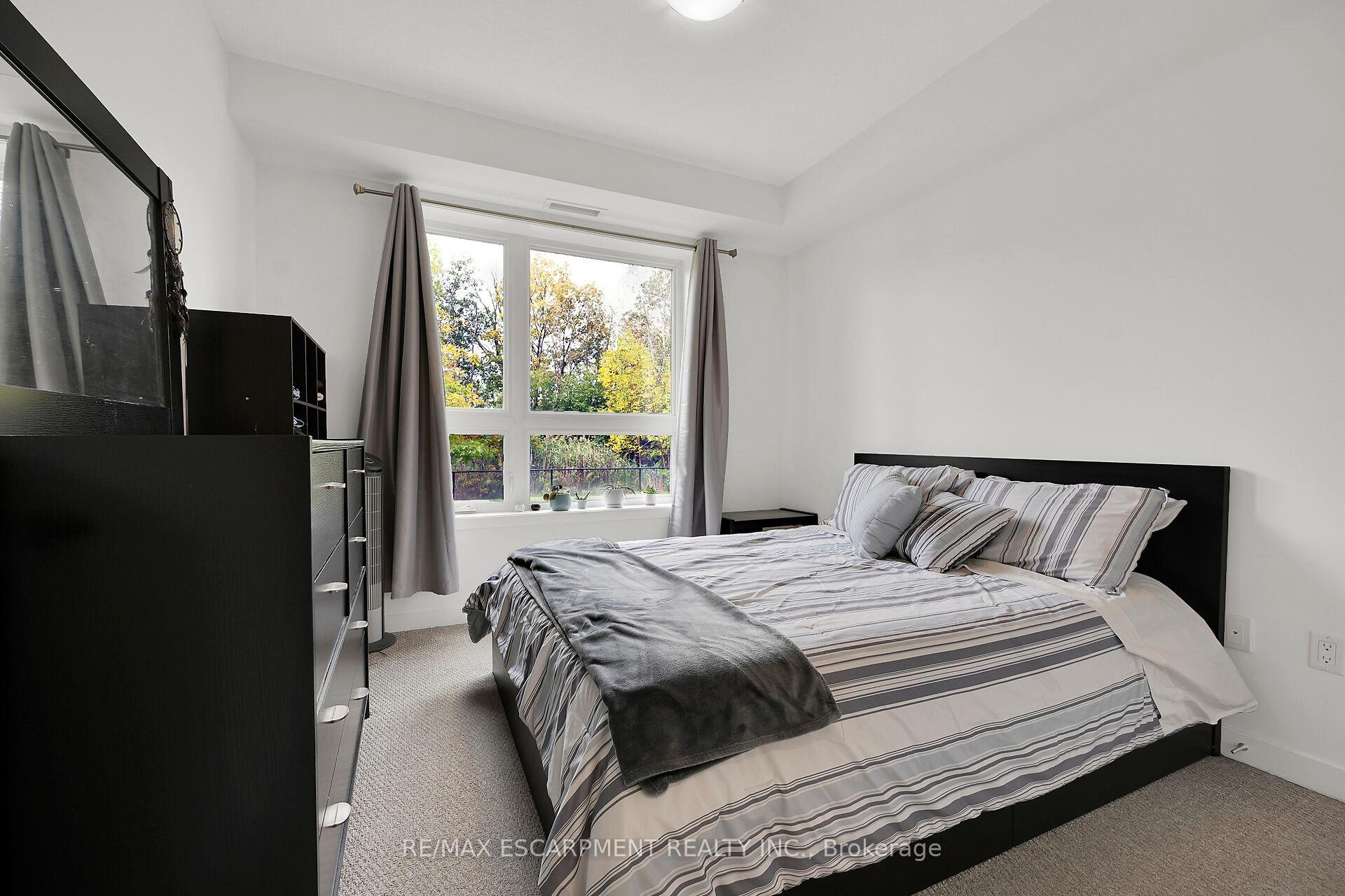 Photo 16 of Unit 114, 125 Shoreview Place, Hamilton, Lakeshore — HOMEH