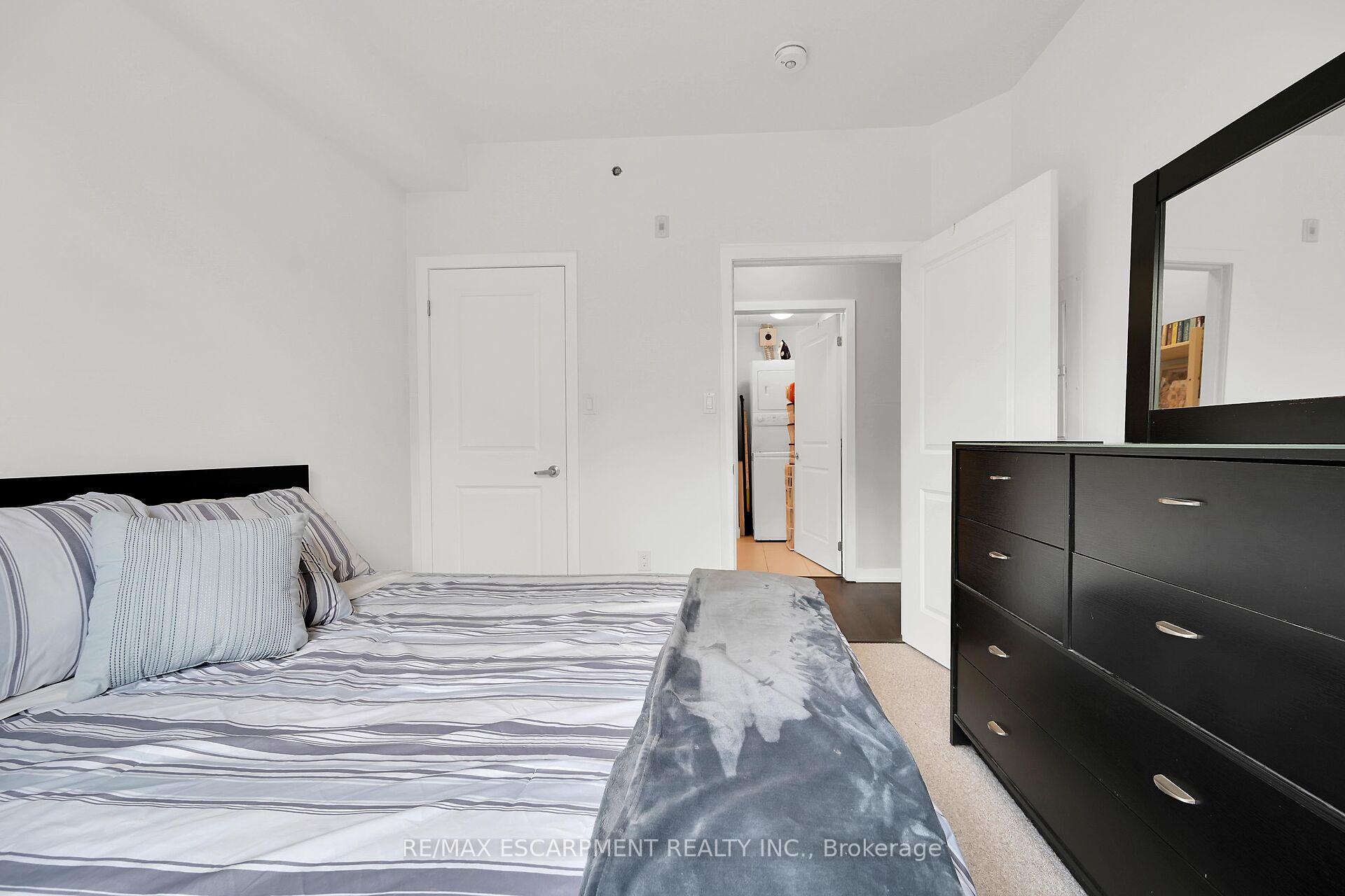 Photo 17 of Unit 114, 125 Shoreview Place, Hamilton, Lakeshore — HOMEH