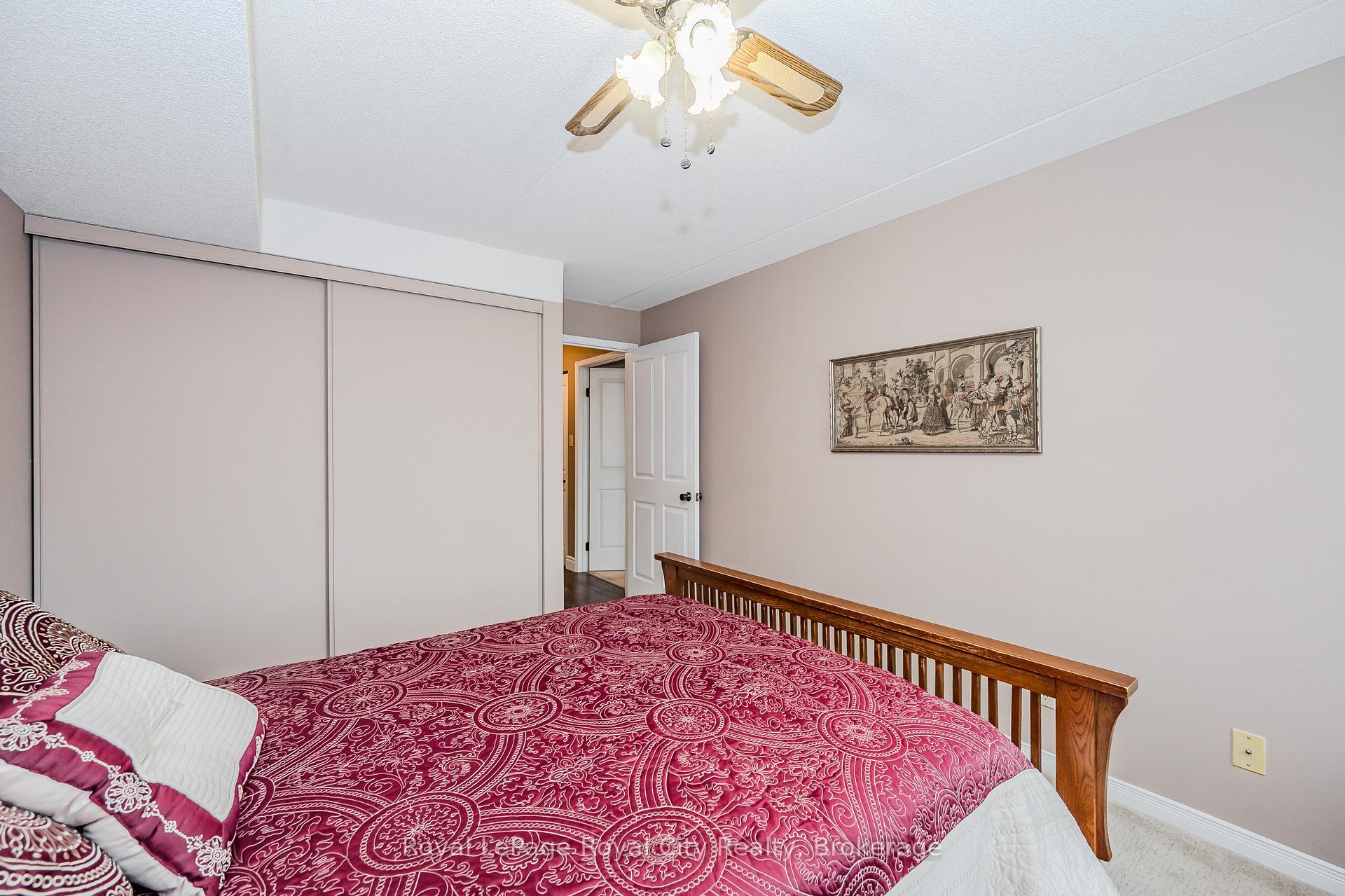 Photo 26 of Unit 401, 8 Christopher Court, Guelph, Kortright West — HOMEH